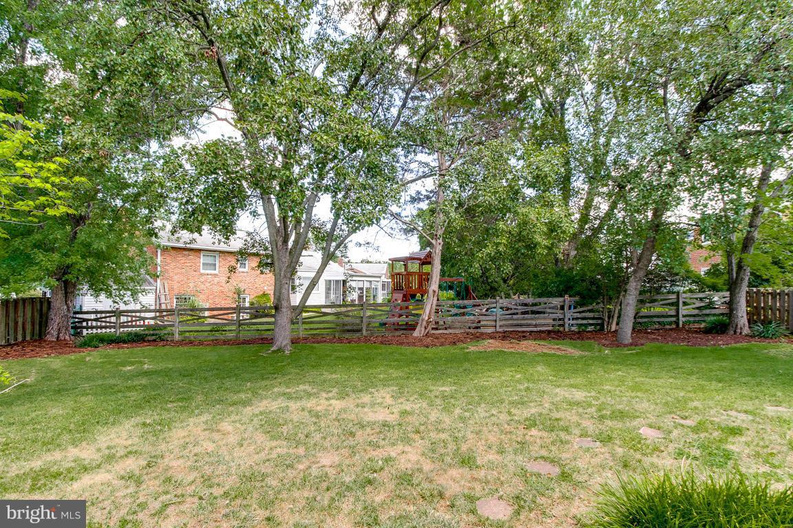 VARSITY PARK - Residential