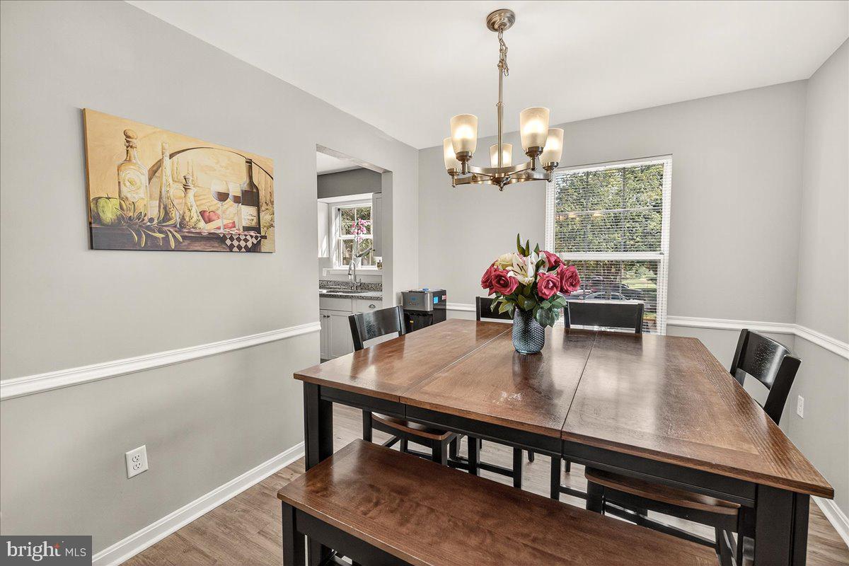 ROBIN MEADOWS - Residential