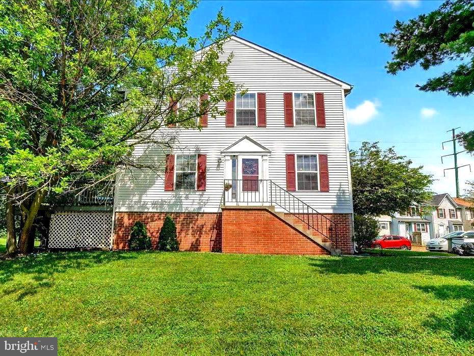 ROBIN MEADOWS - Residential