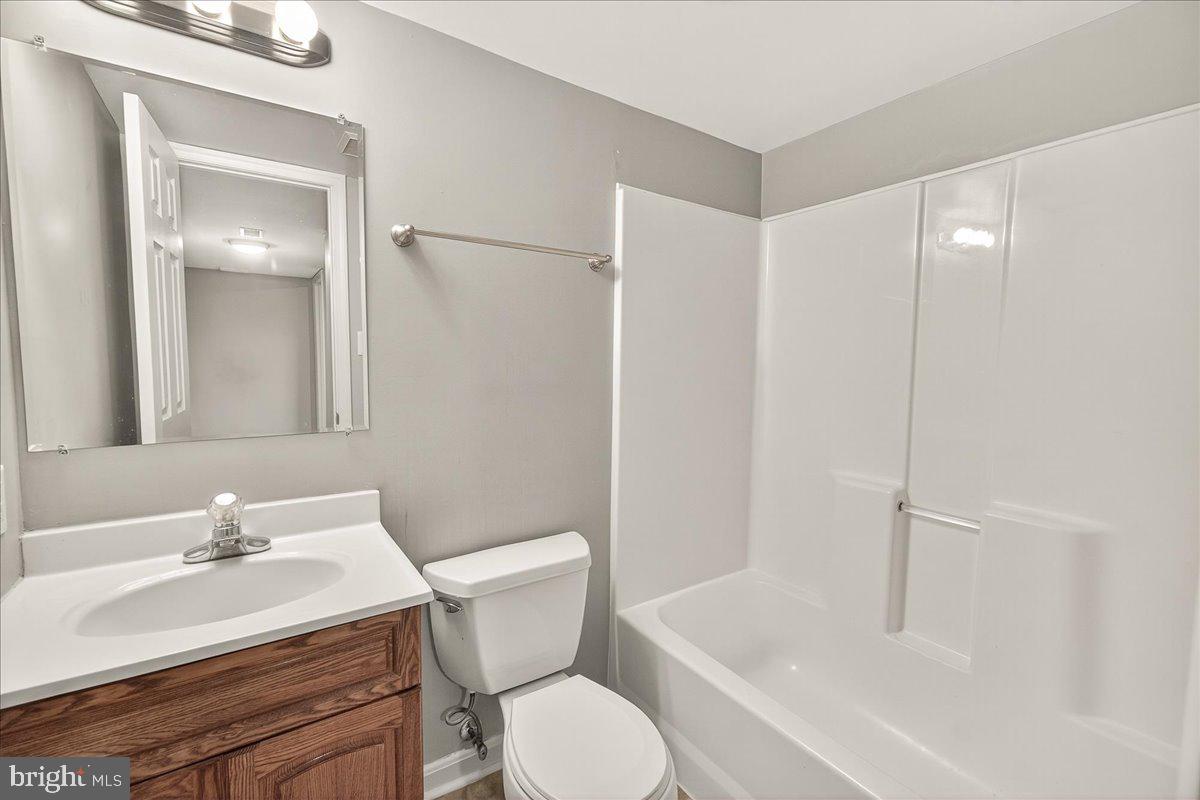 ROBIN MEADOWS - Residential