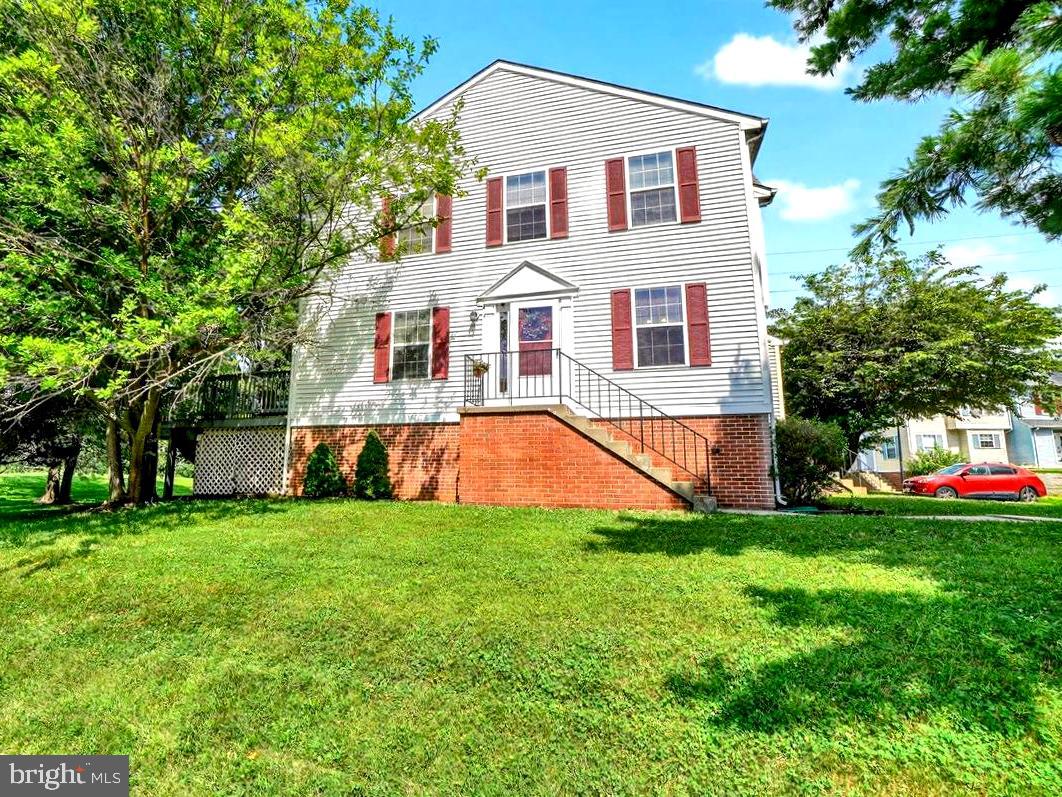 ROBIN MEADOWS - Residential