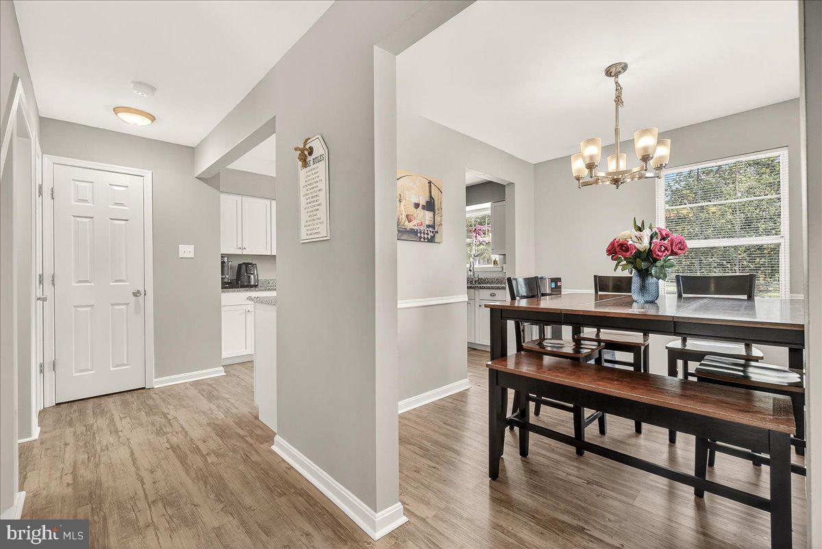 ROBIN MEADOWS - Residential