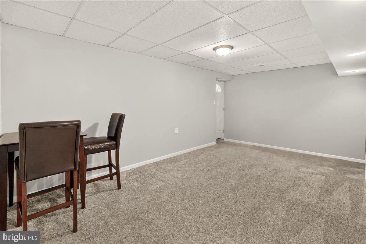 ROBIN MEADOWS - Residential