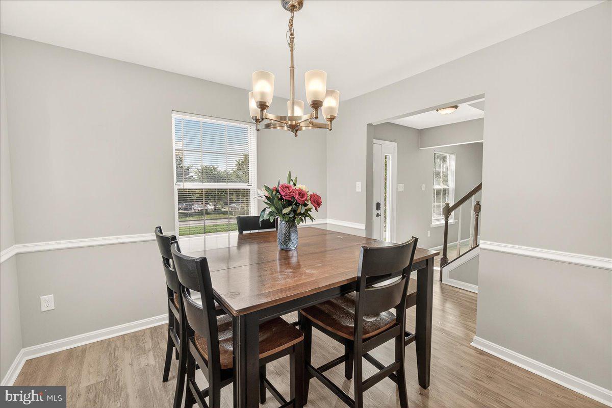 ROBIN MEADOWS - Residential