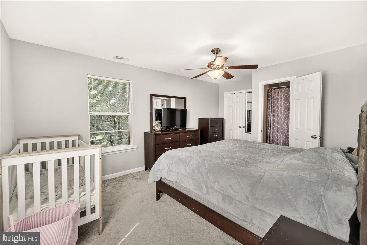 ROBIN MEADOWS - Residential