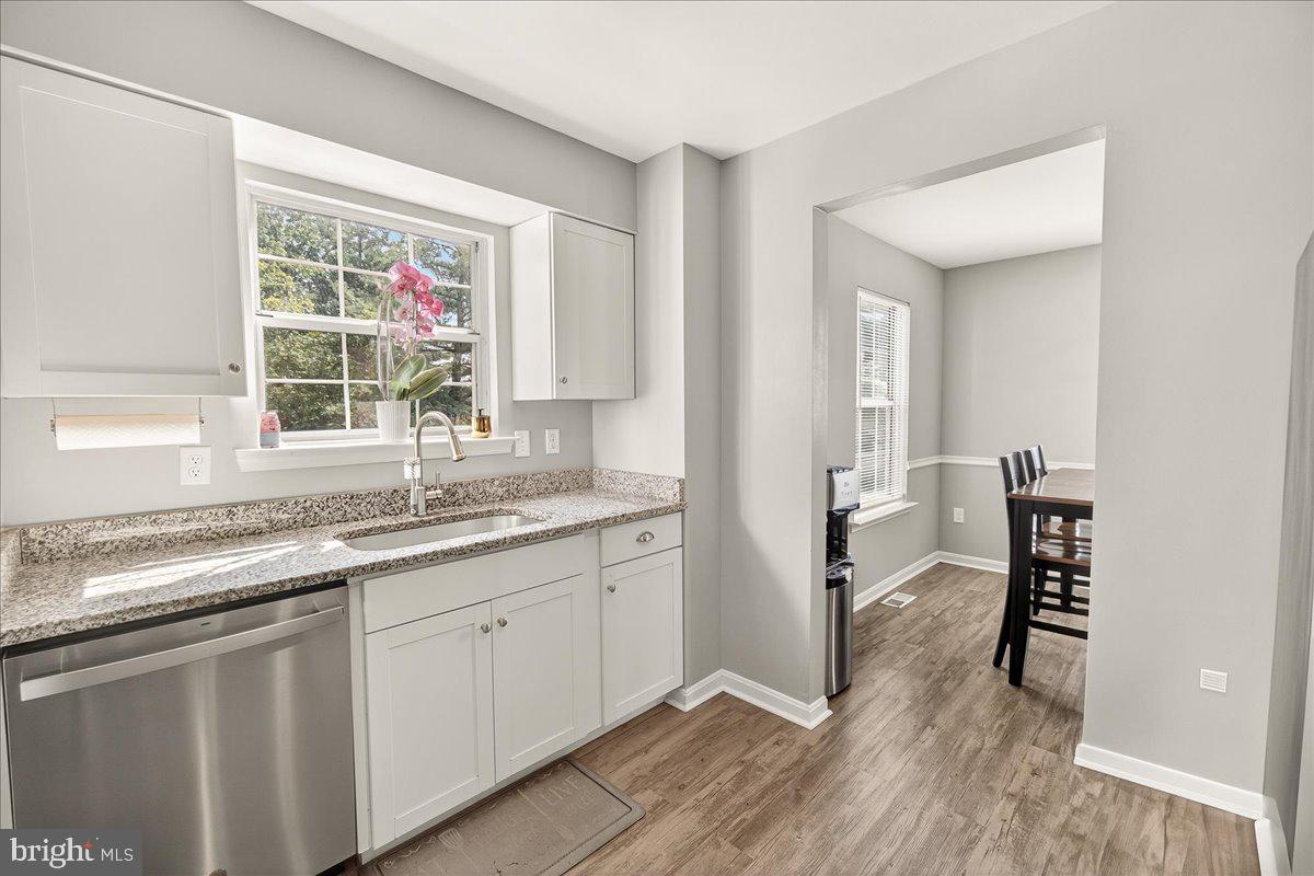 ROBIN MEADOWS - Residential