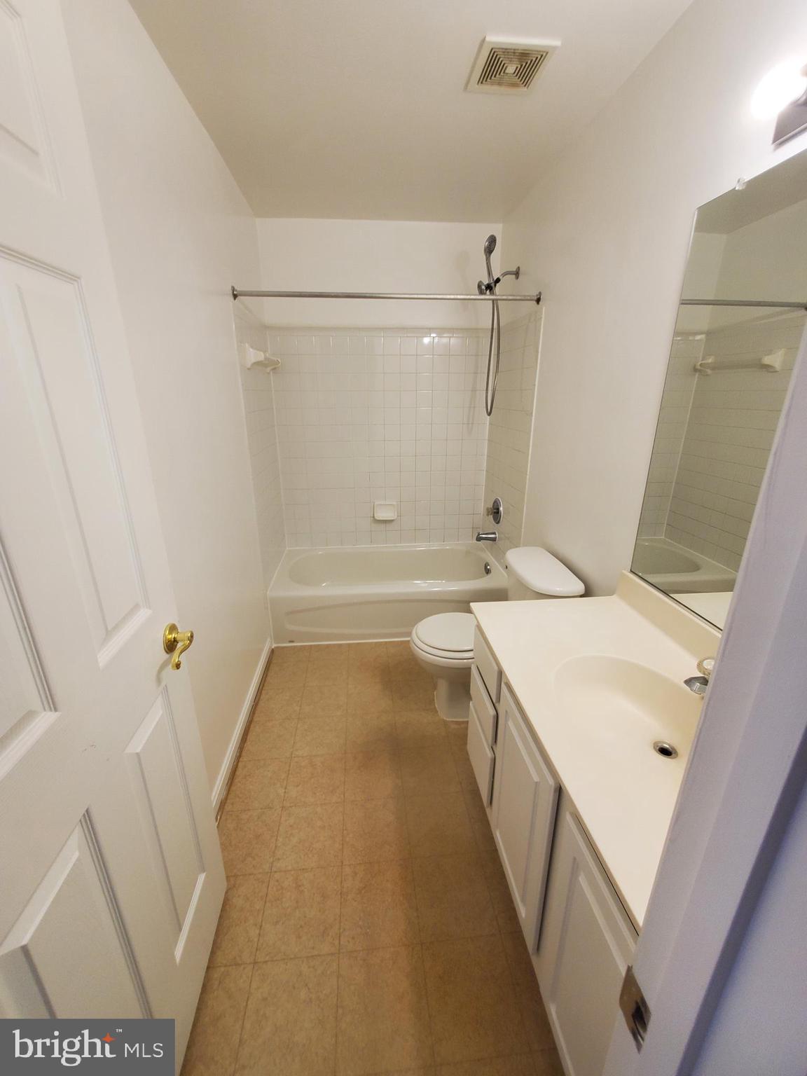 CAMPBELLS TRACE - Residential Lease