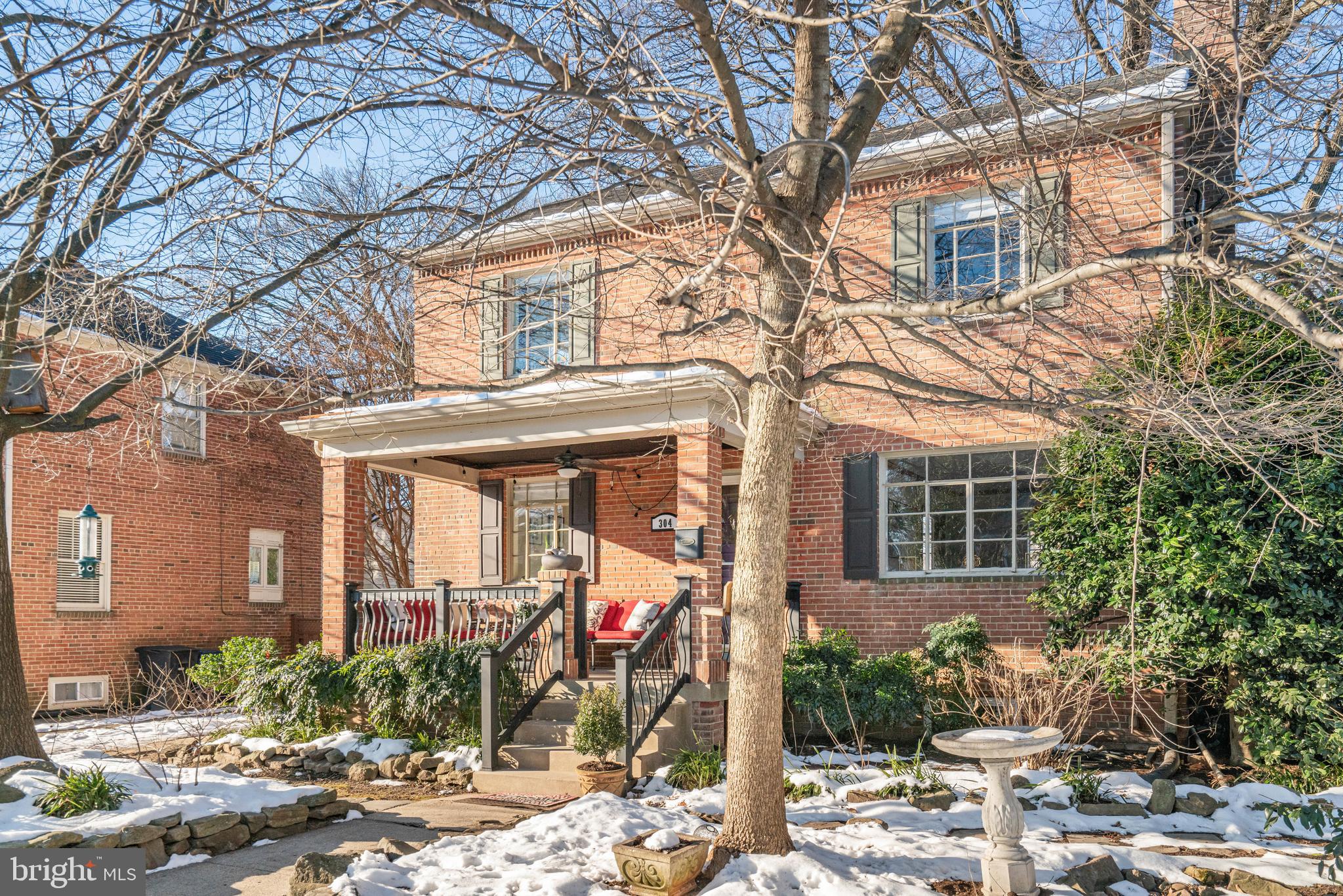 ARLINGTON HEIGHTS - Residential