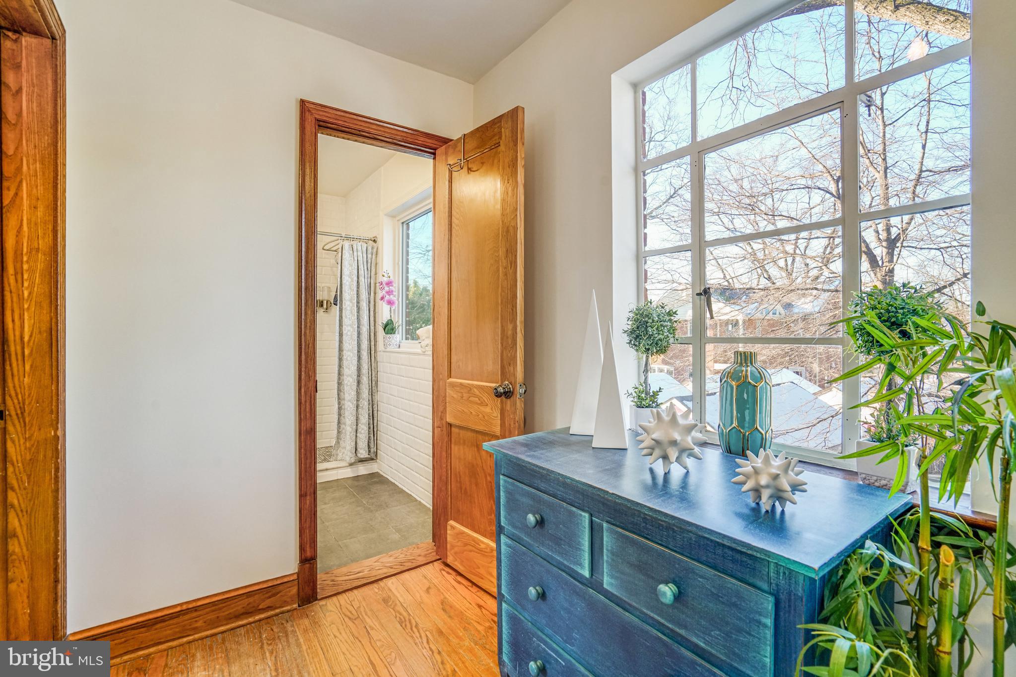 ARLINGTON HEIGHTS - Residential