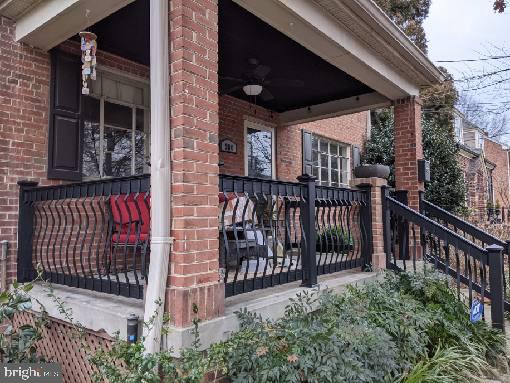 ARLINGTON HEIGHTS - Residential