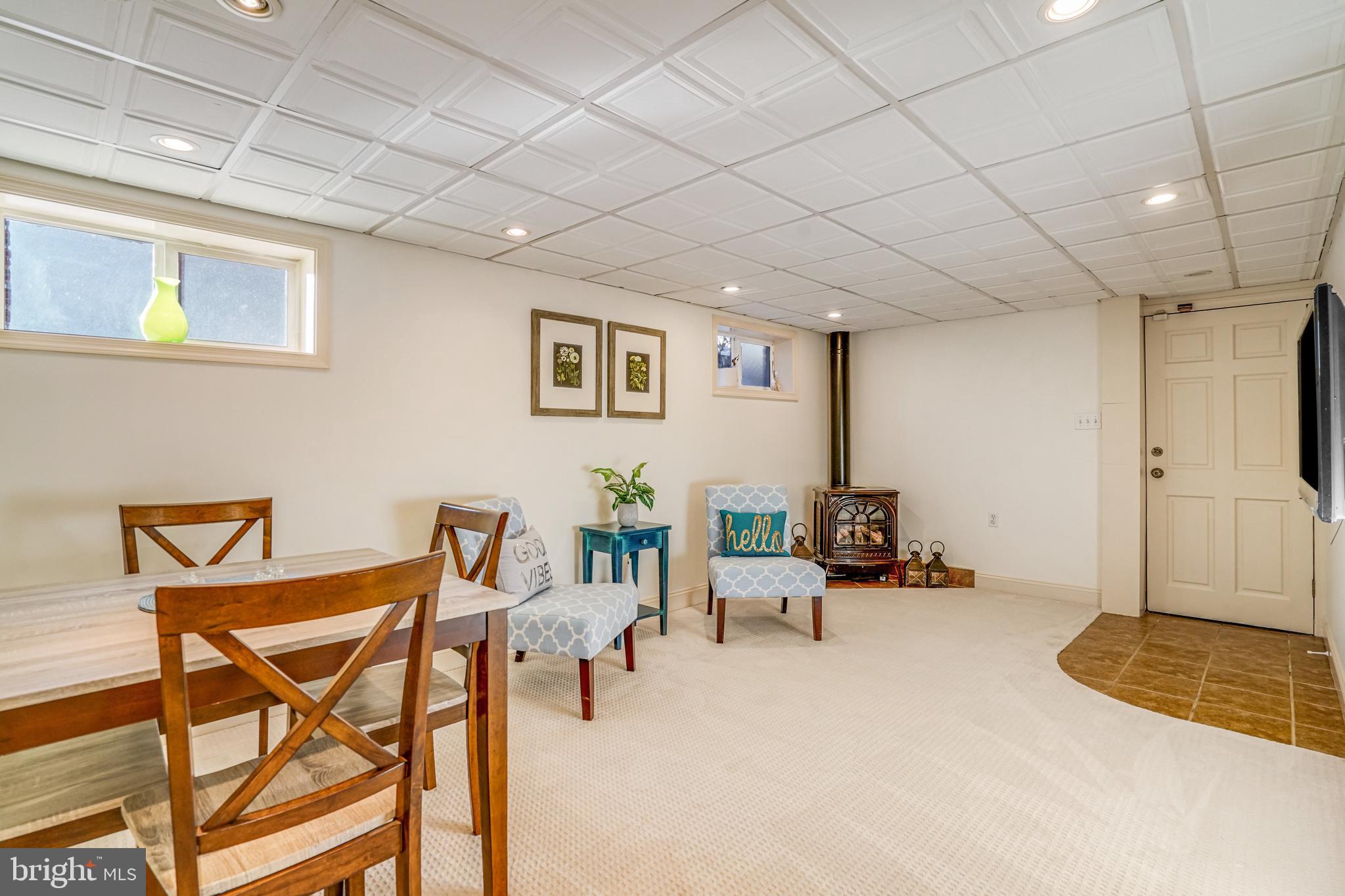 ARLINGTON HEIGHTS - Residential