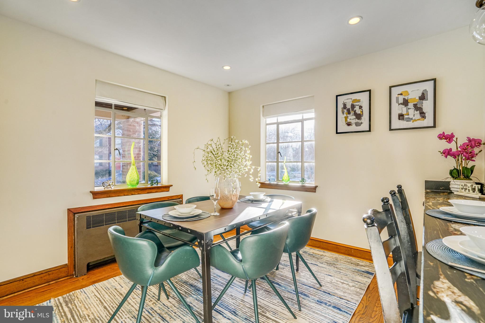 ARLINGTON HEIGHTS - Residential