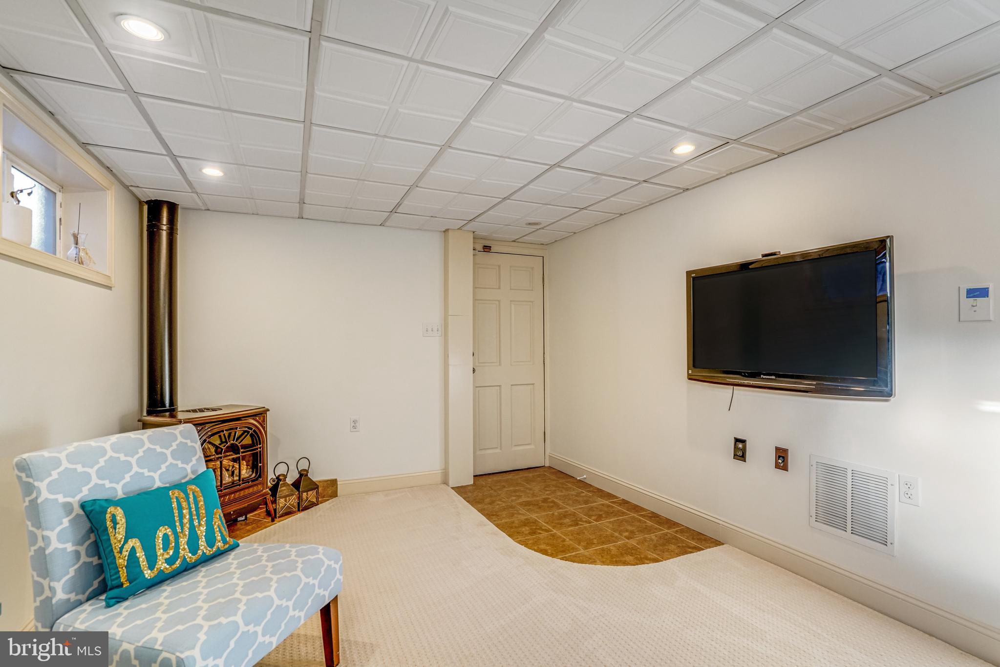 ARLINGTON HEIGHTS - Residential