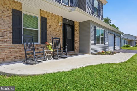 Homes For Sale - 317 Sterling Avenue<br/> NEW CASTLE, DE 19720