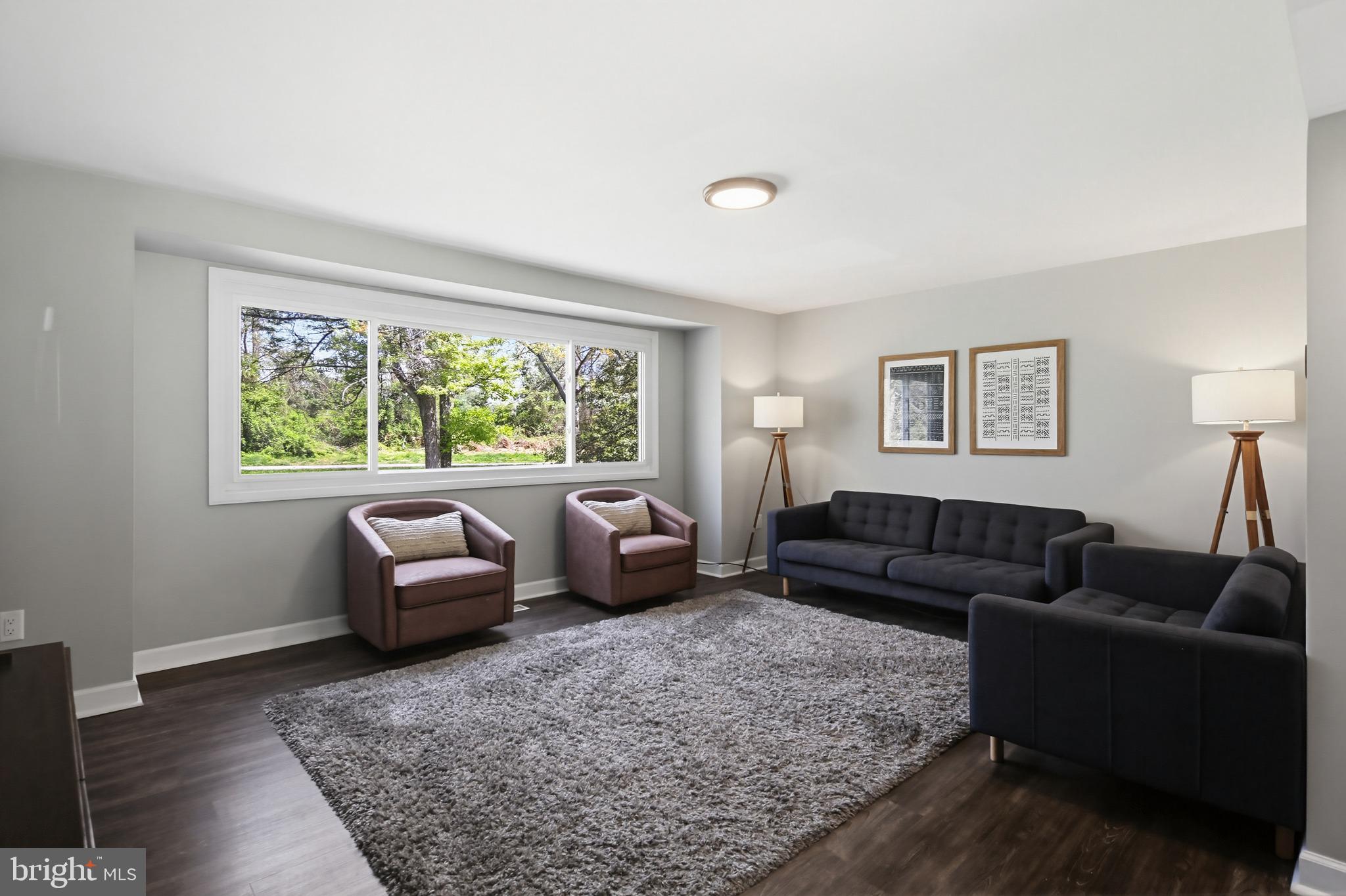 OAKLAND MILLS - Residential