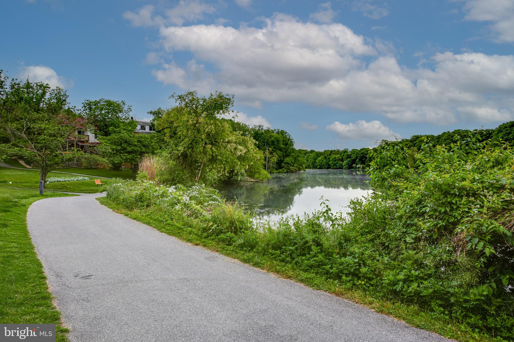 OAKLAND MILLS - Residential