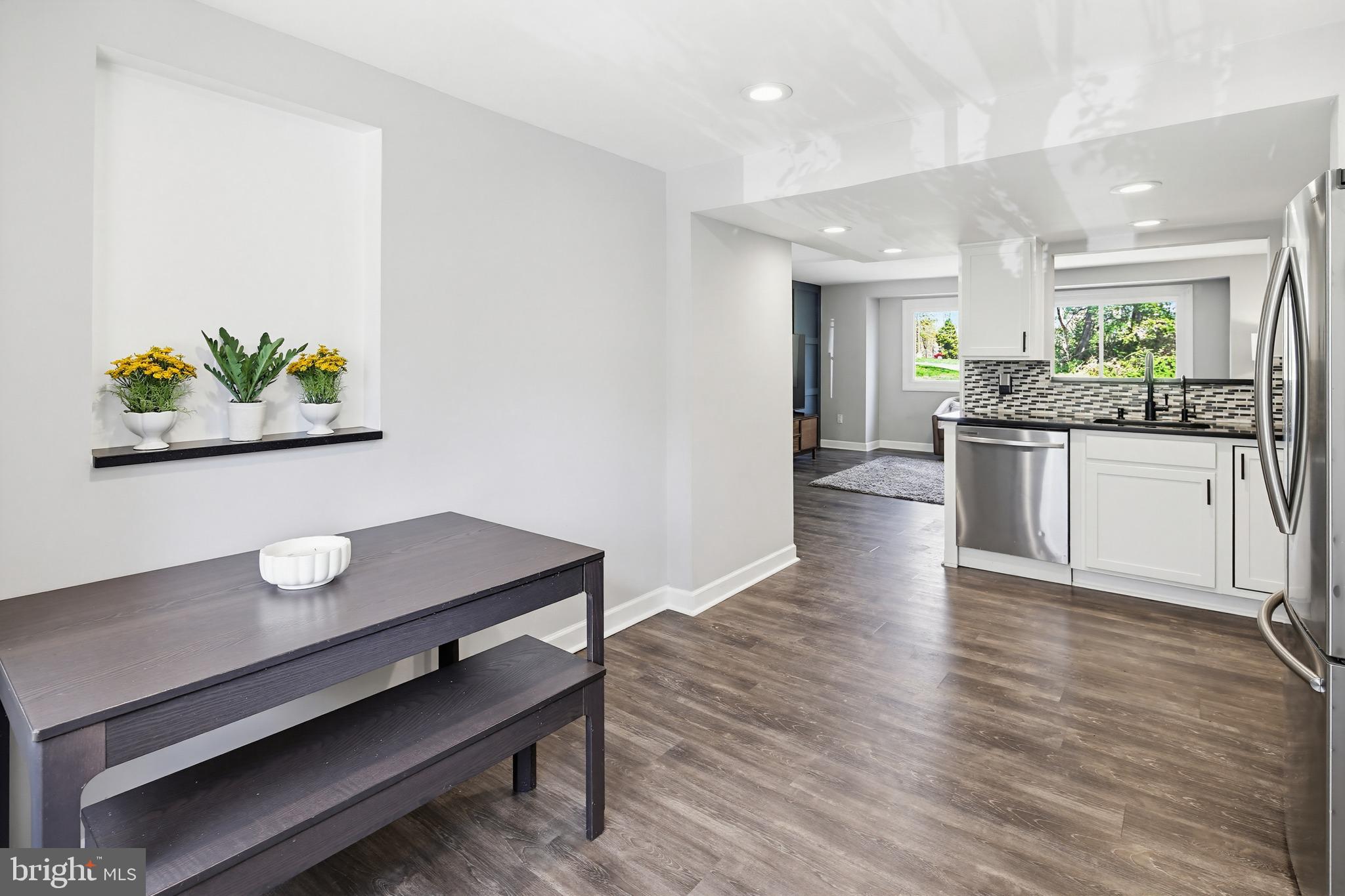 OAKLAND MILLS - Residential