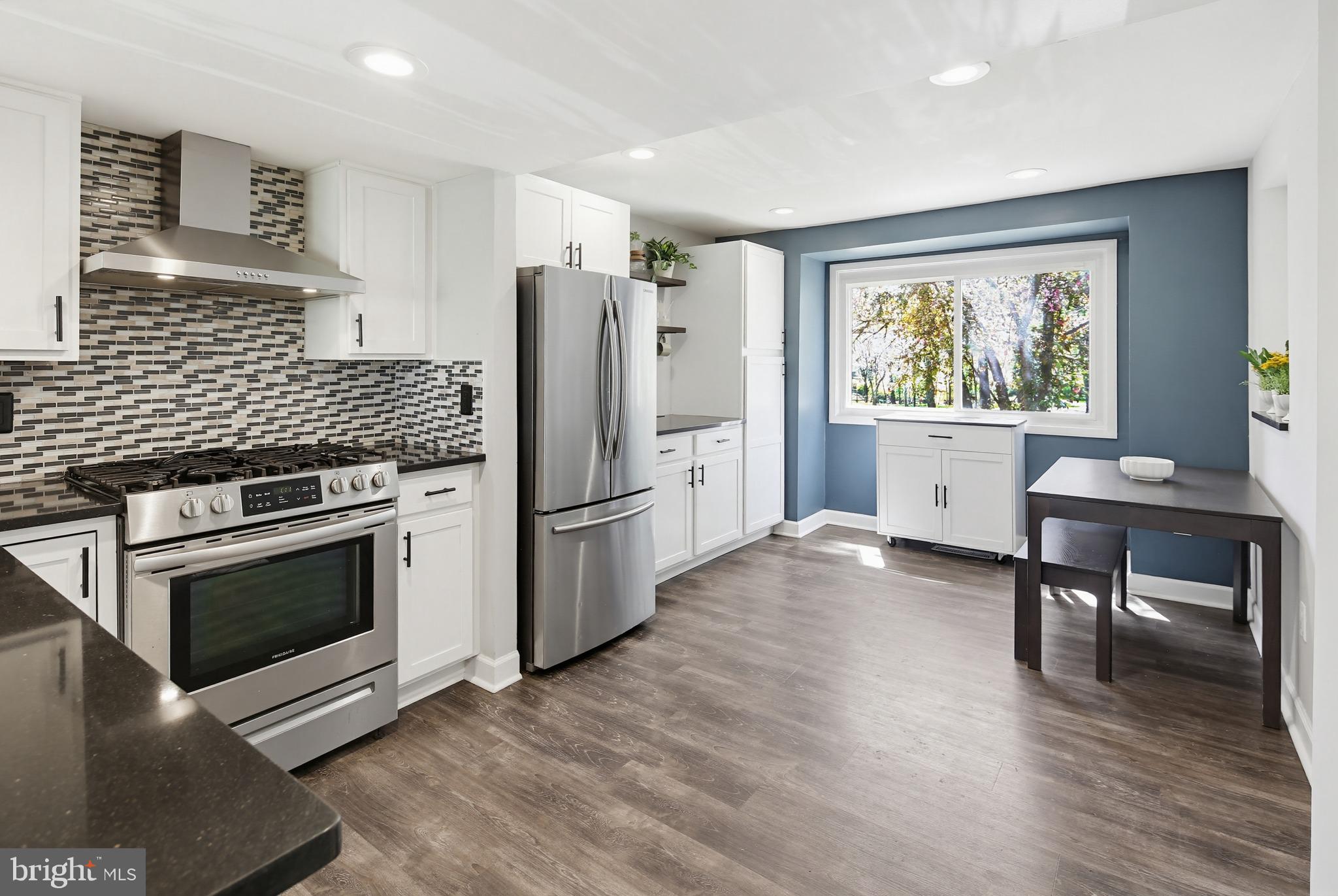 OAKLAND MILLS - Residential