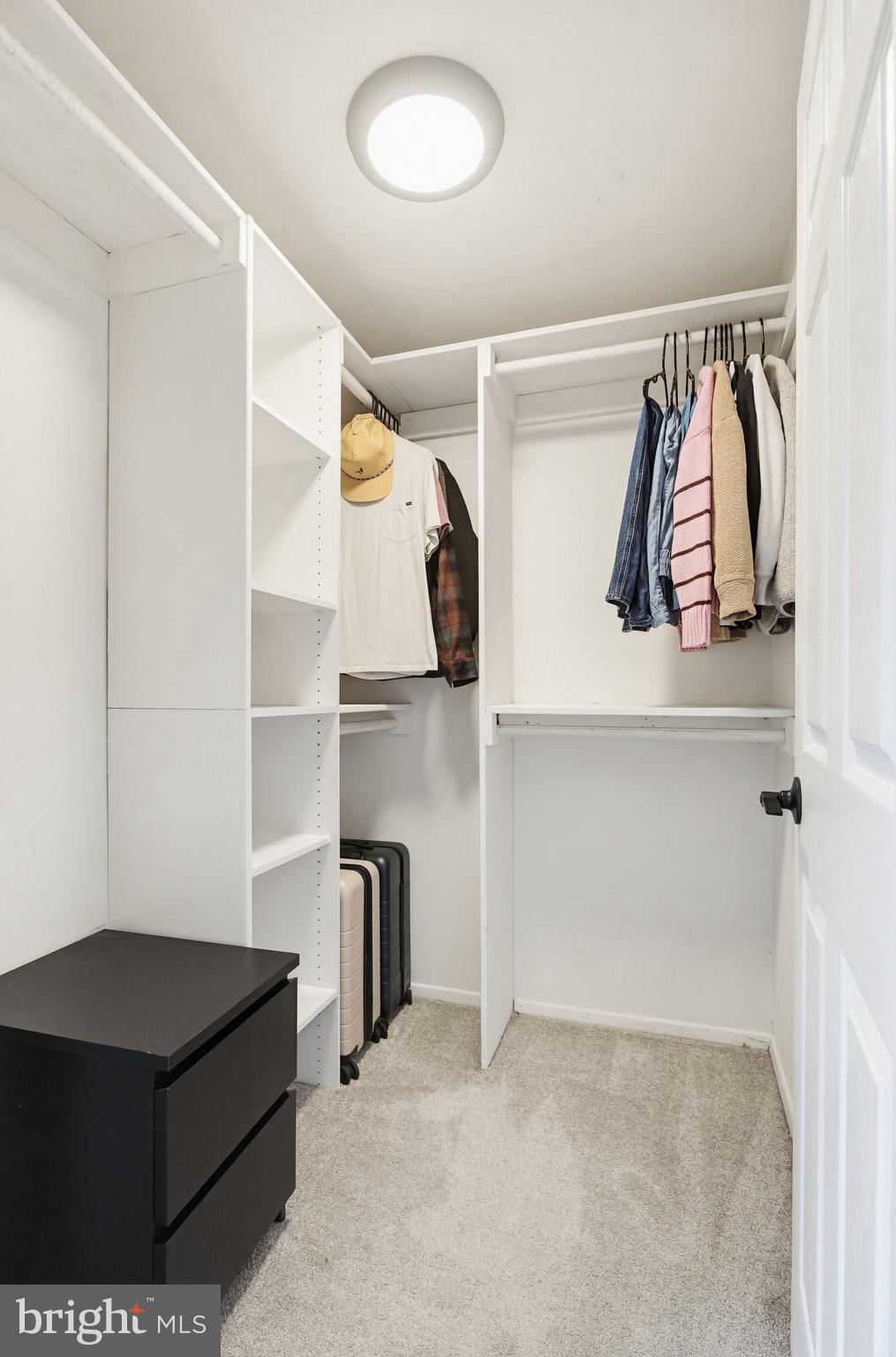 OAKLAND MILLS - Residential