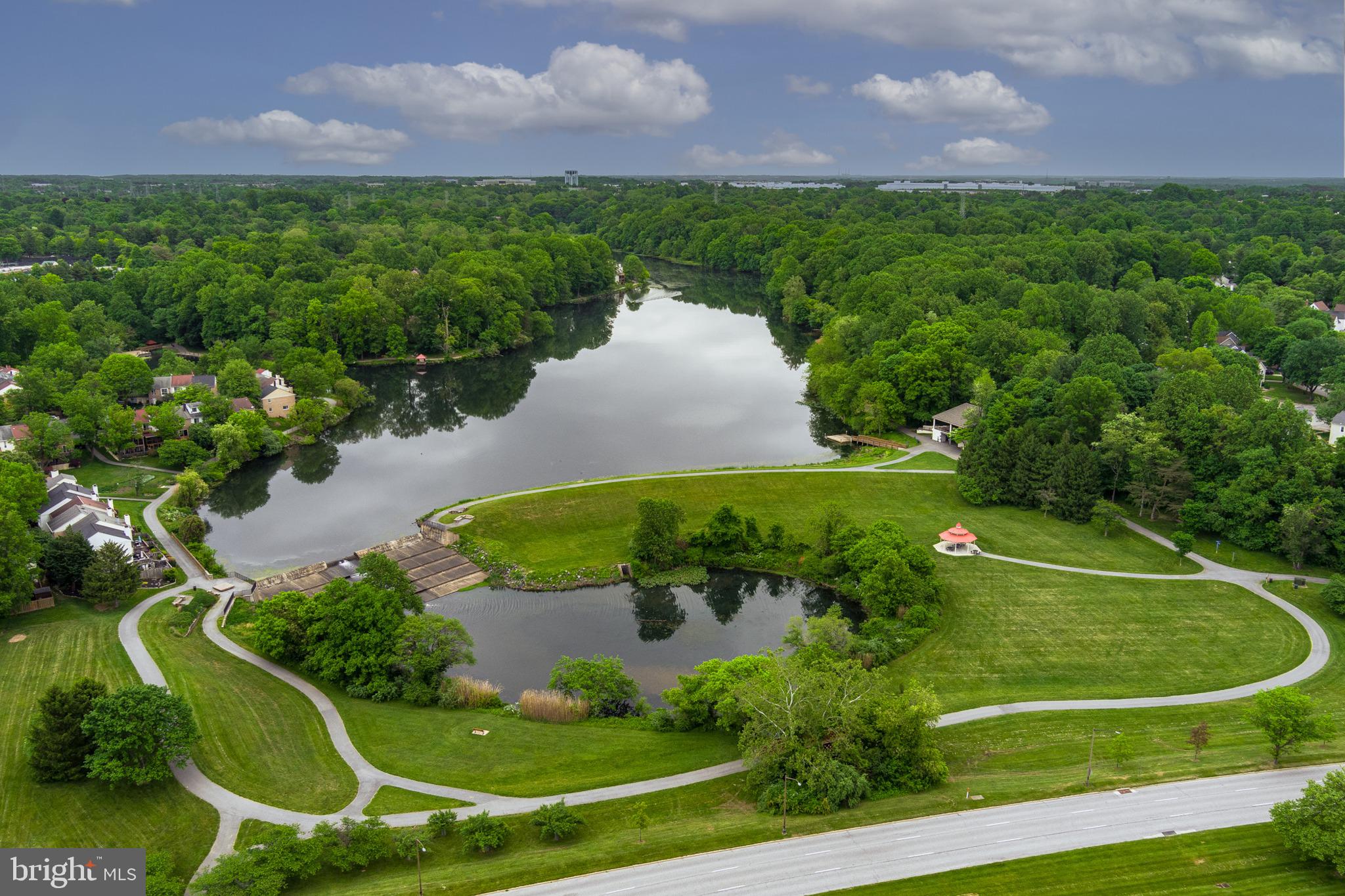 OAKLAND MILLS - Residential