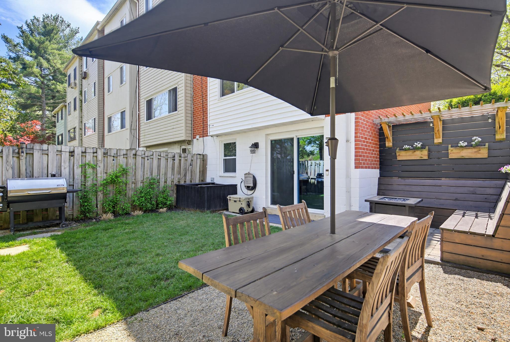 OAKLAND MILLS - Residential