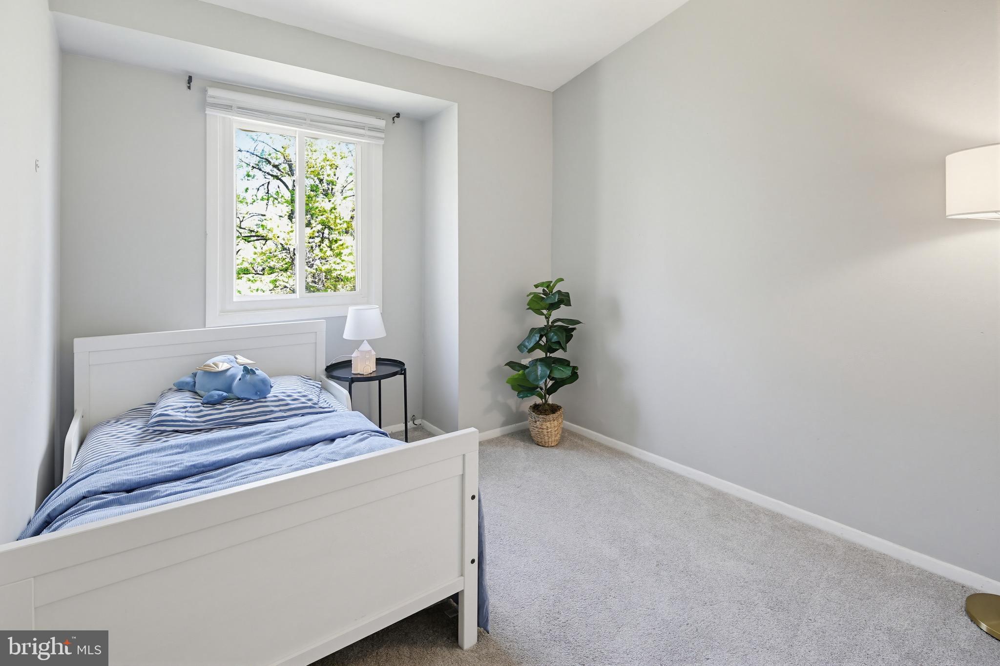 OAKLAND MILLS - Residential