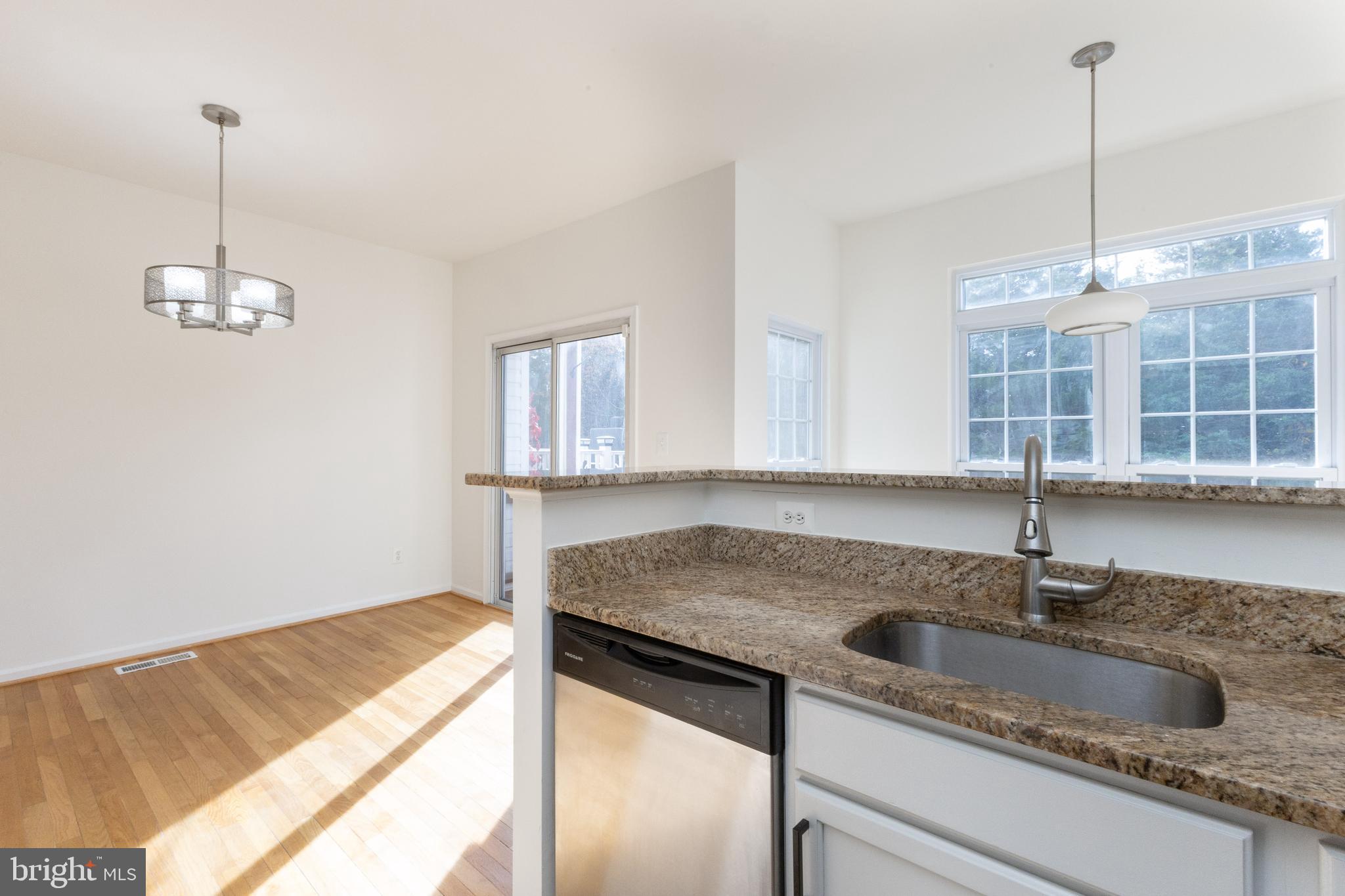 MONTCLAIR MEWS - Residential Lease