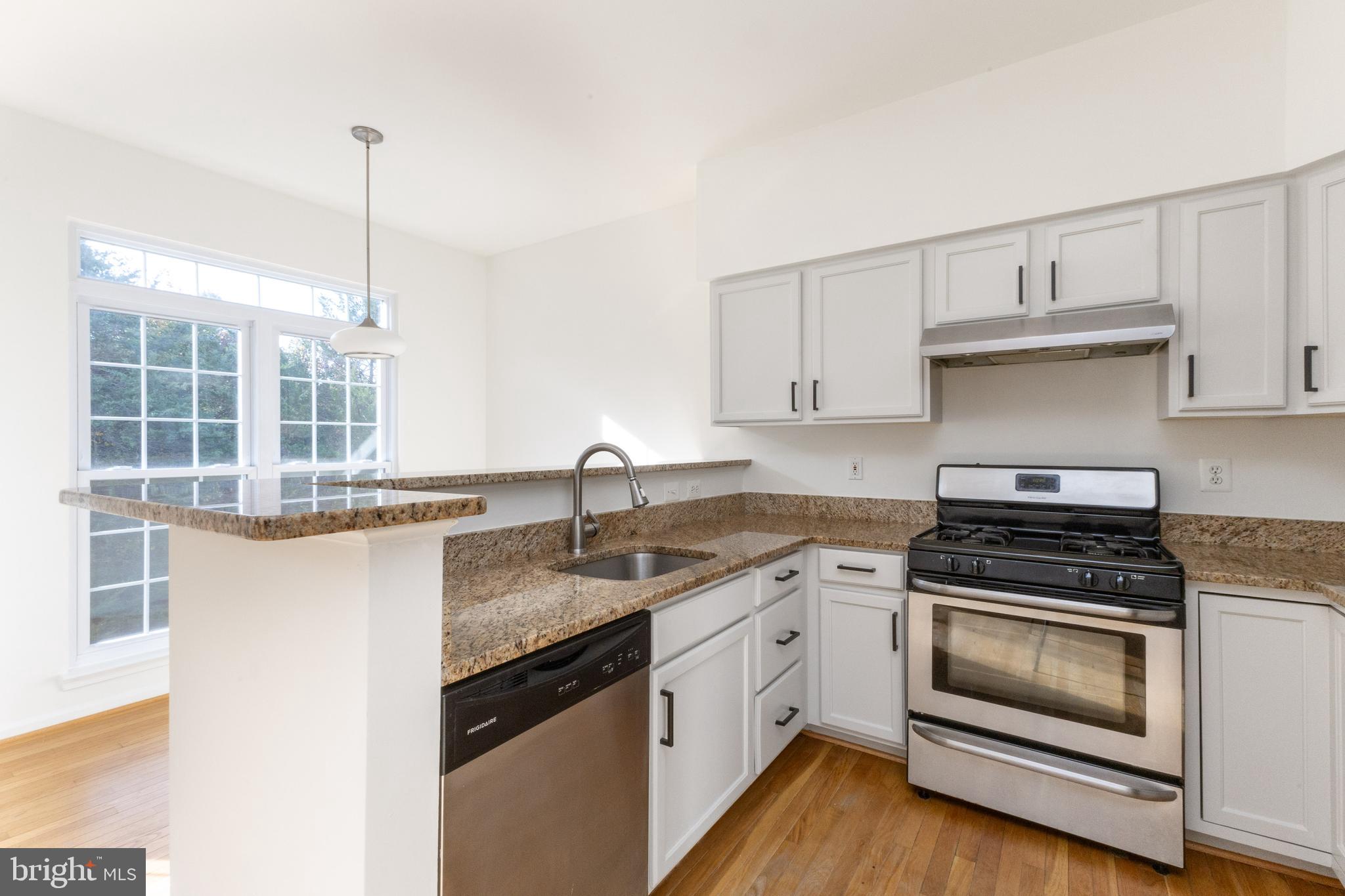 MONTCLAIR MEWS - Residential Lease