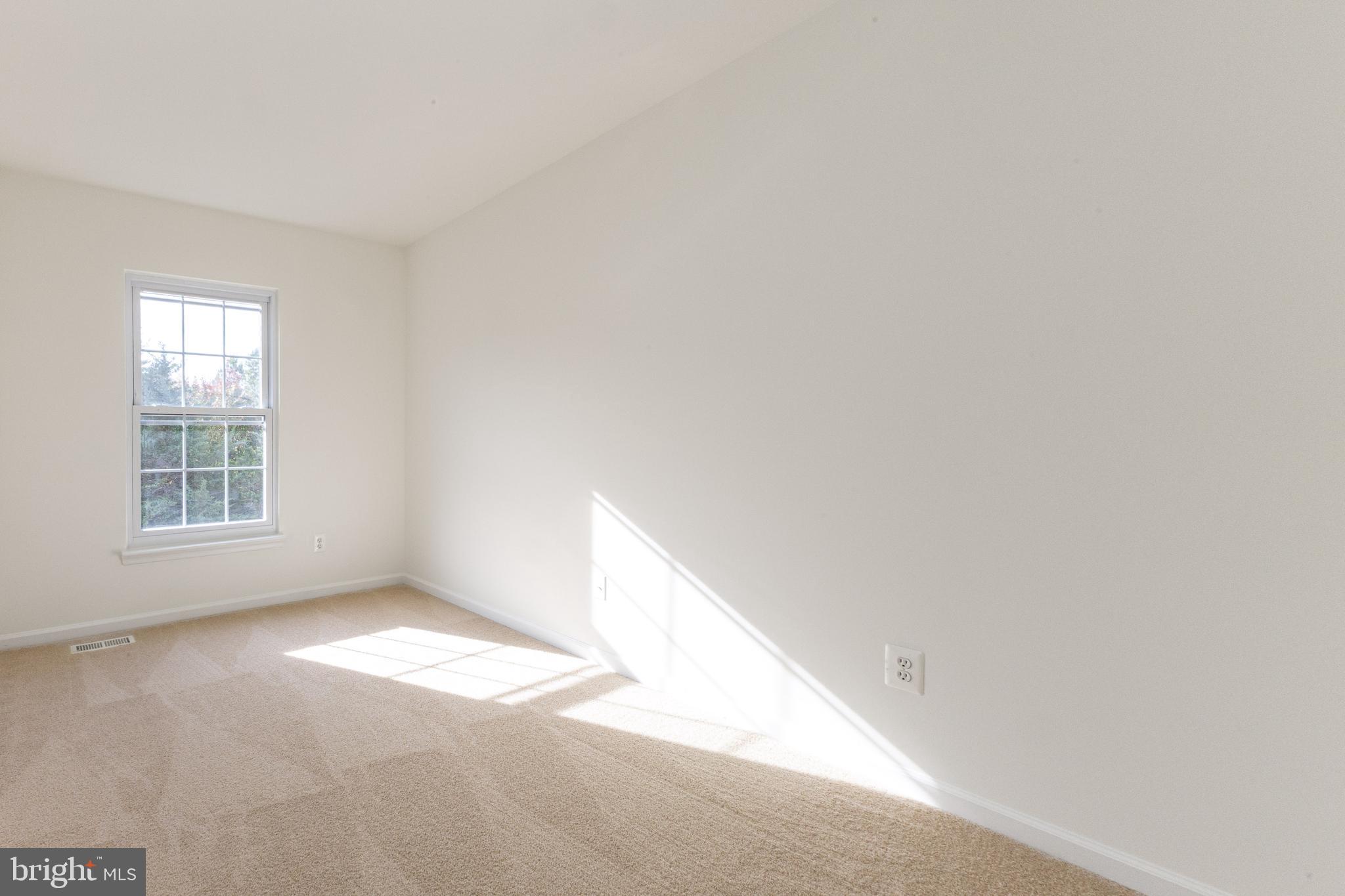 MONTCLAIR MEWS - Residential Lease