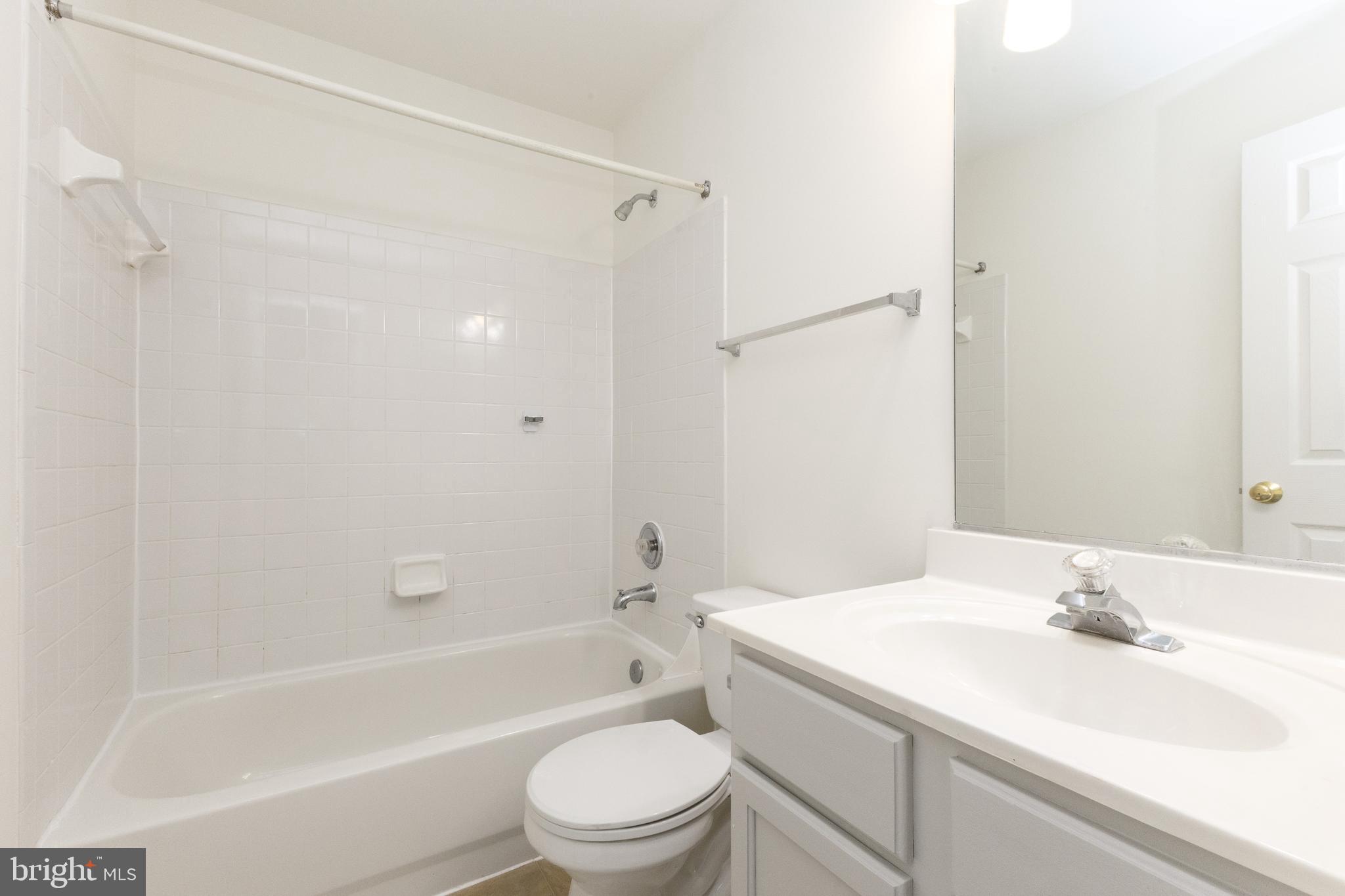 MONTCLAIR MEWS - Residential Lease