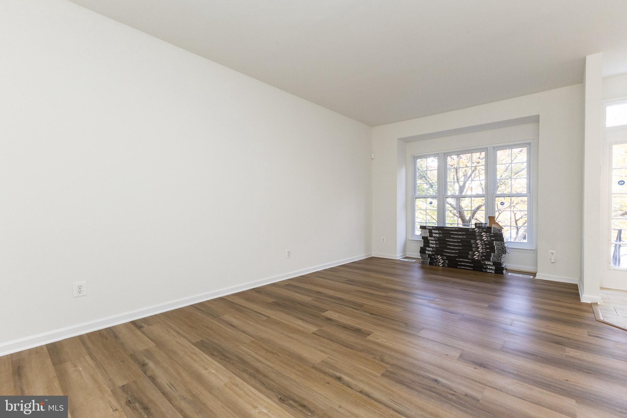 MONTCLAIR MEWS - Residential Lease