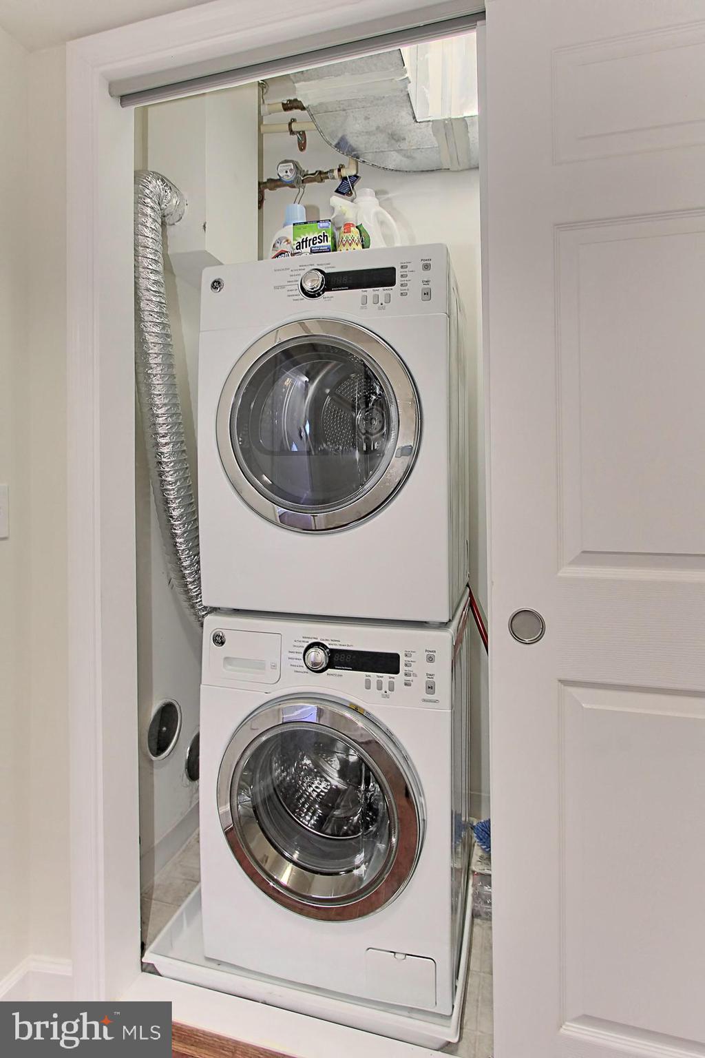 DOMINION HEIGHTS - Residential