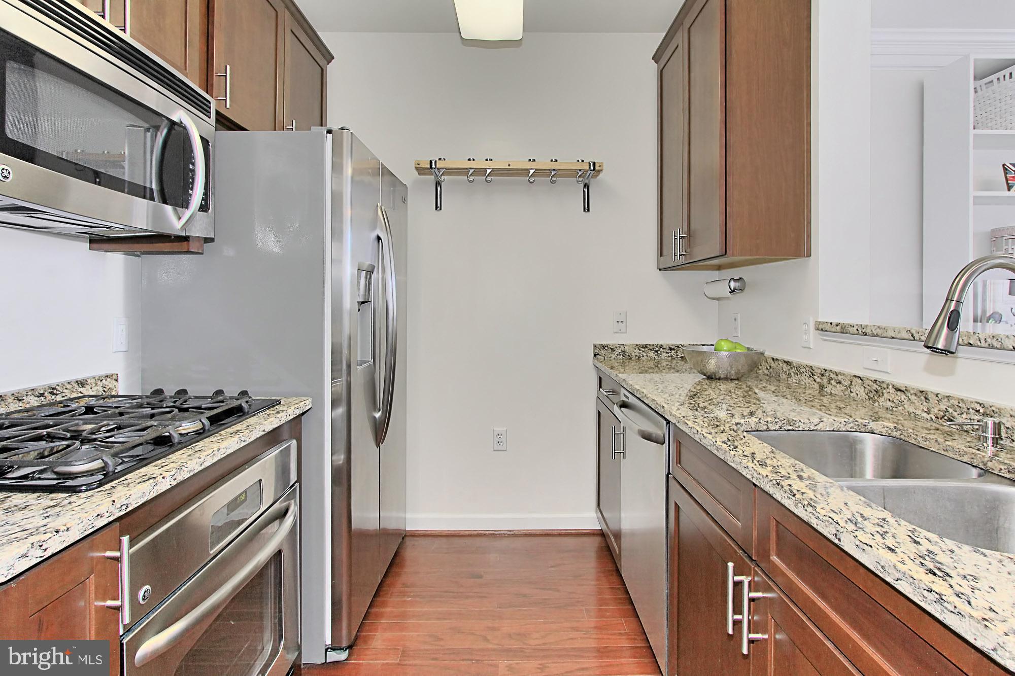 DOMINION HEIGHTS - Residential