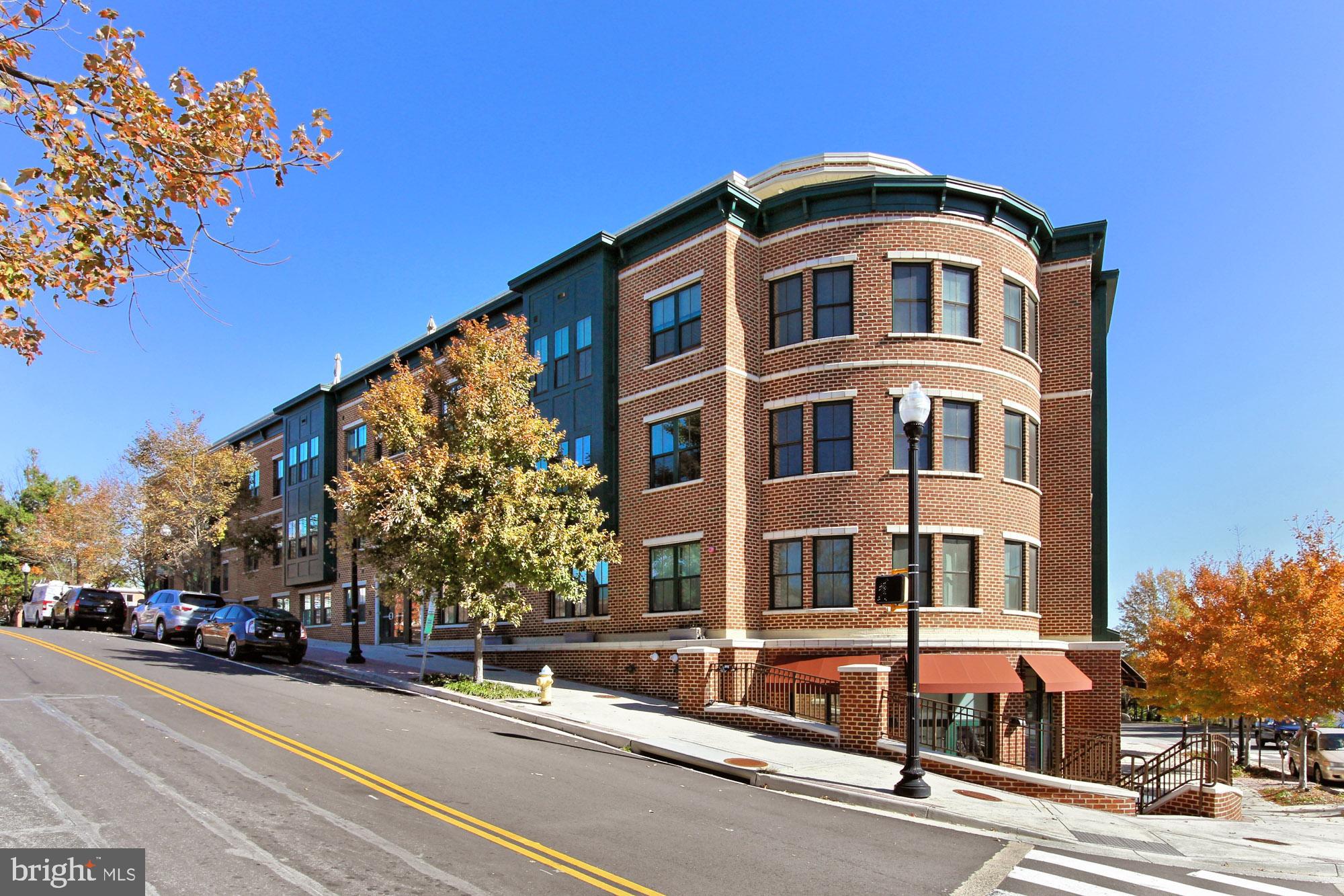 DOMINION HEIGHTS - Residential