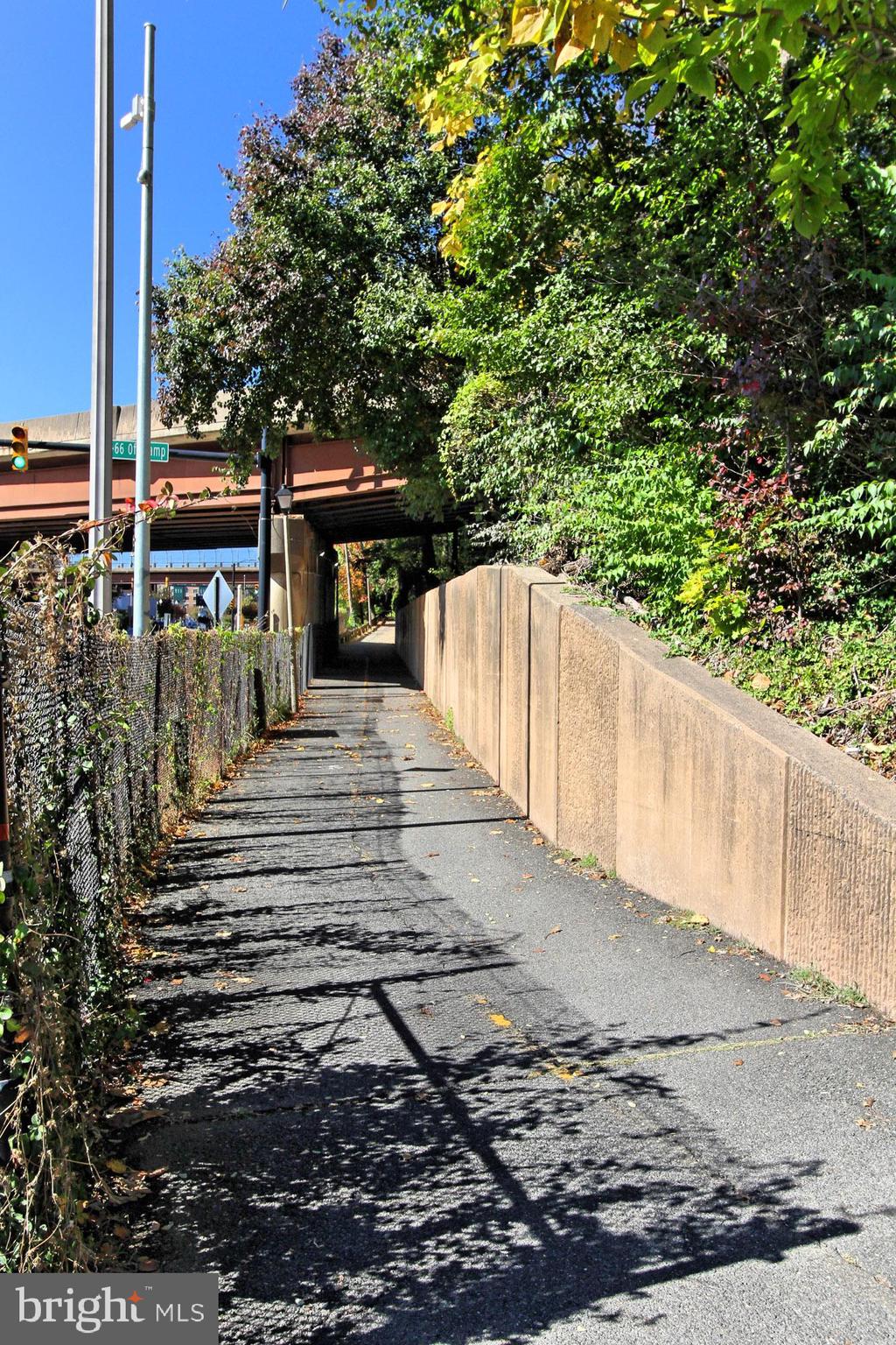 DOMINION HEIGHTS - Residential