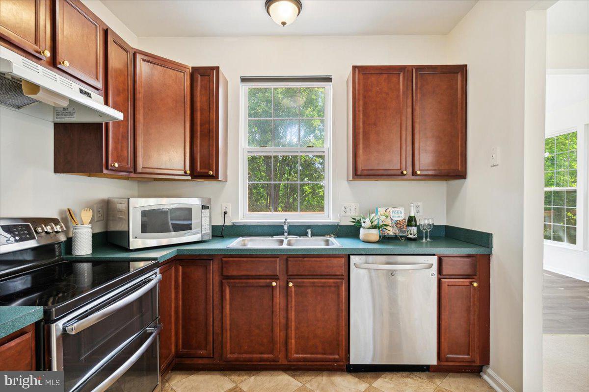 BALLENGER CROSSING - Residential