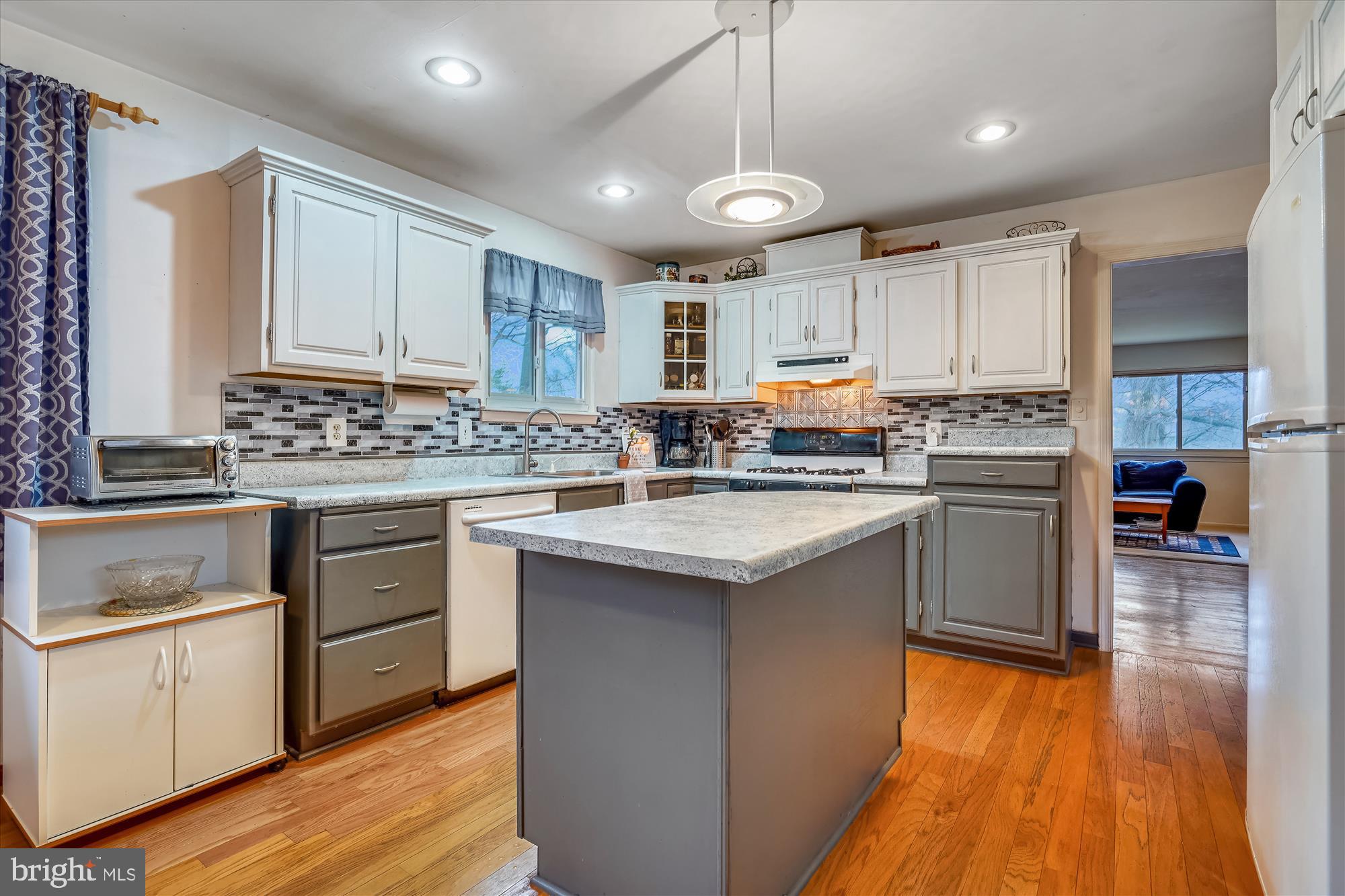 KINGS PARK WEST - Residential