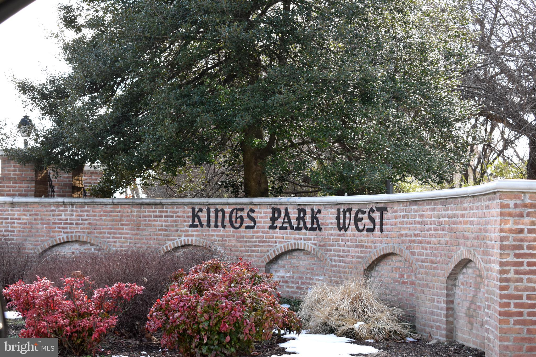 KINGS PARK WEST - Residential