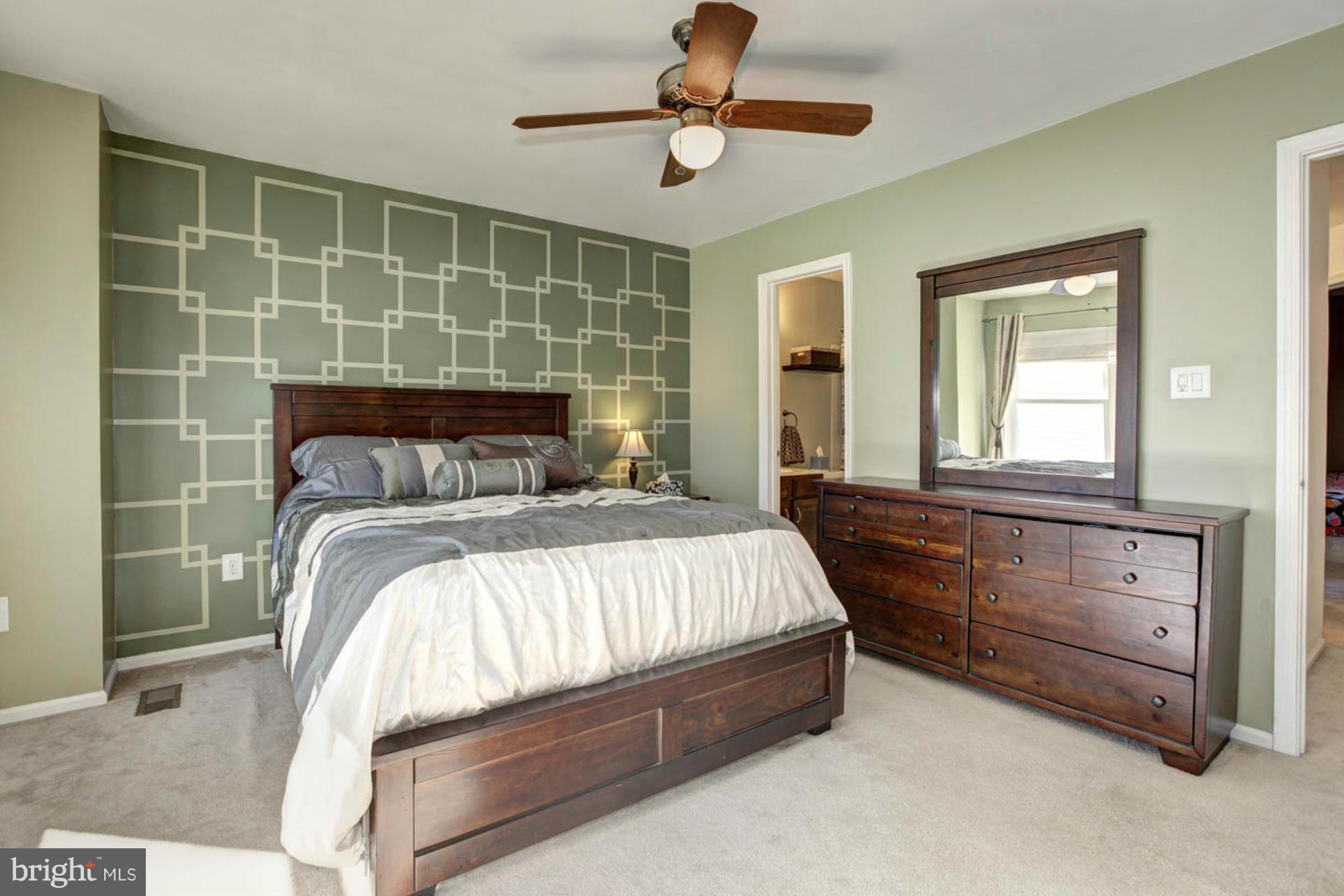 GUNNERS LAKE VILLAGE - Residential