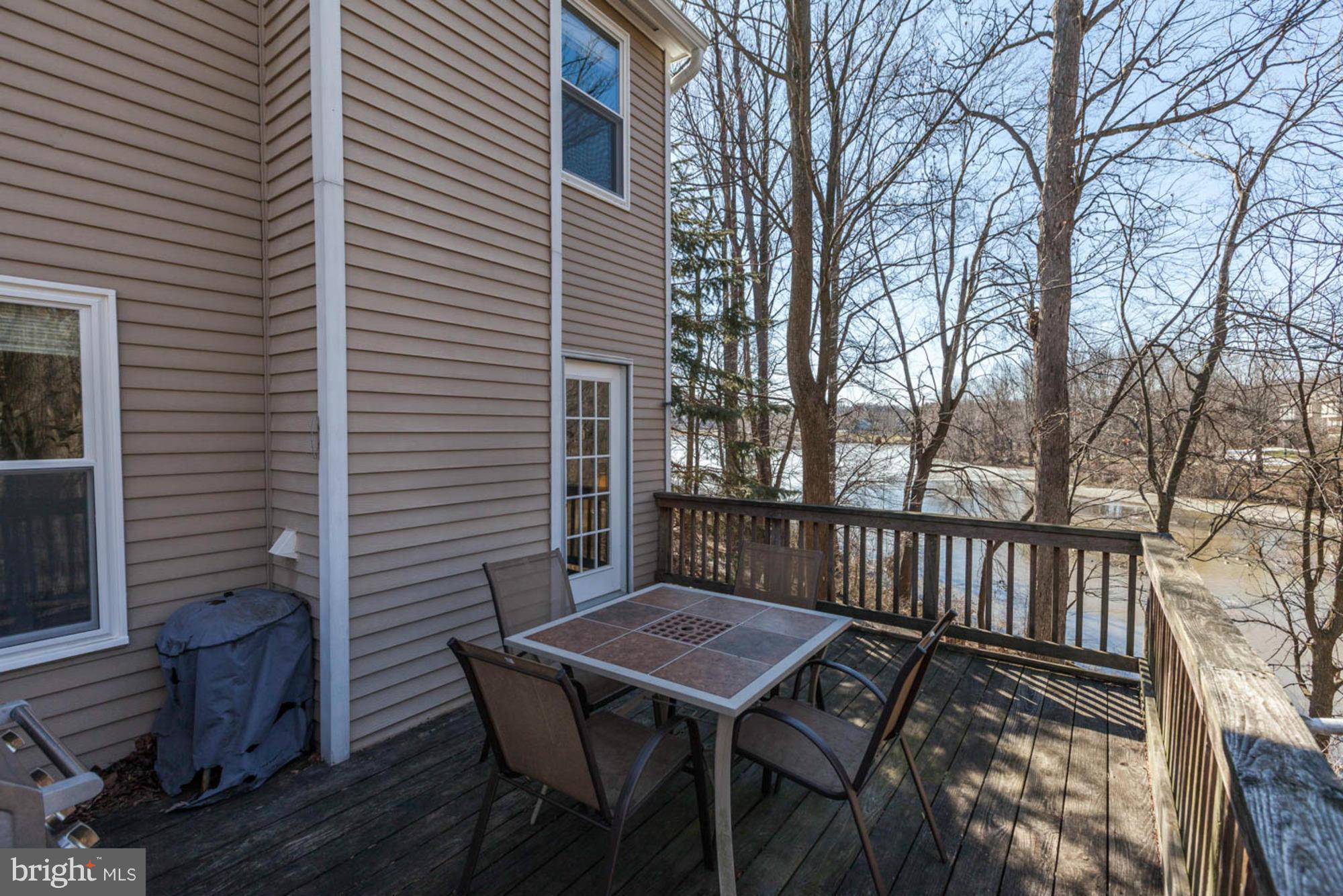 GUNNERS LAKE VILLAGE - Residential