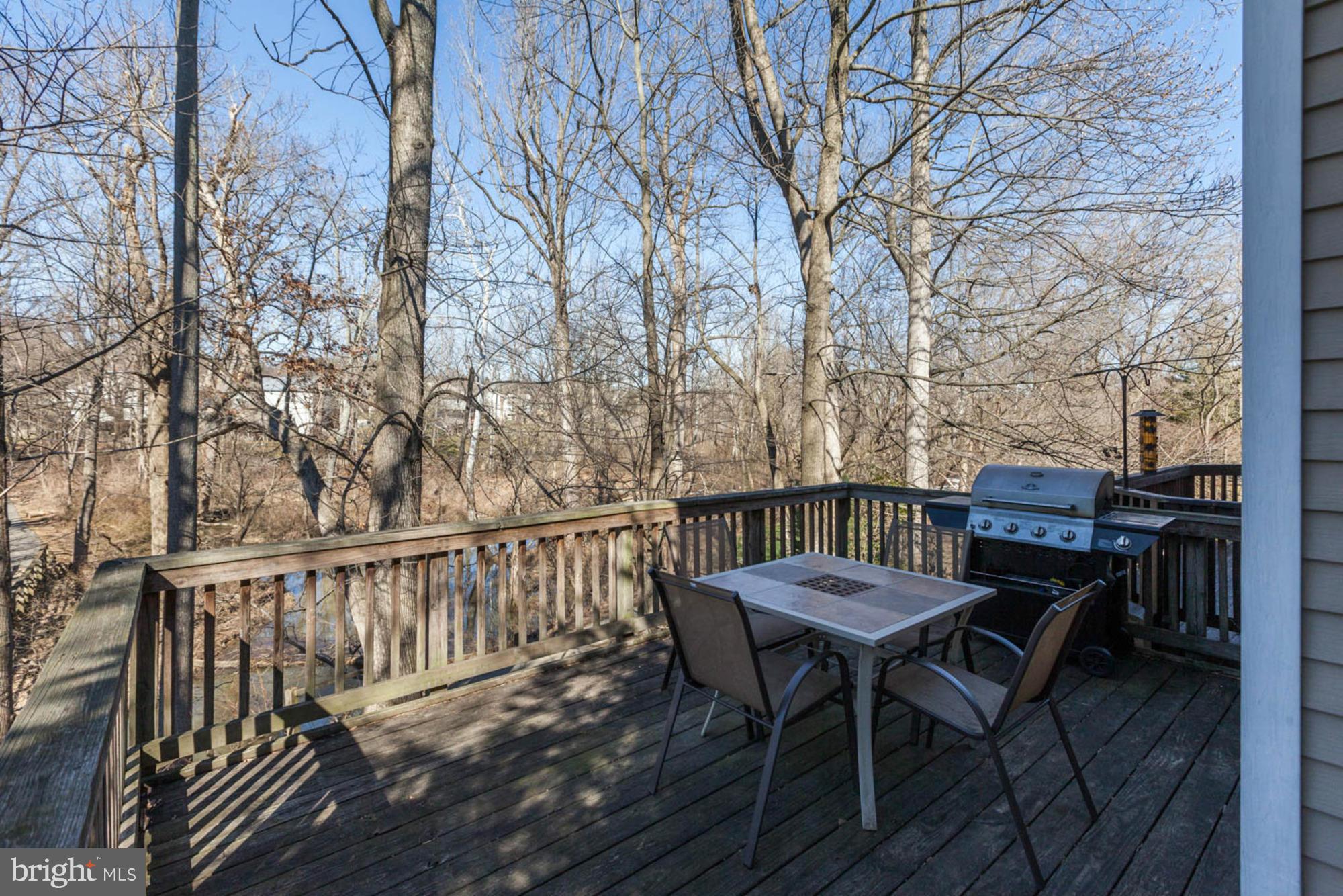 GUNNERS LAKE VILLAGE - Residential