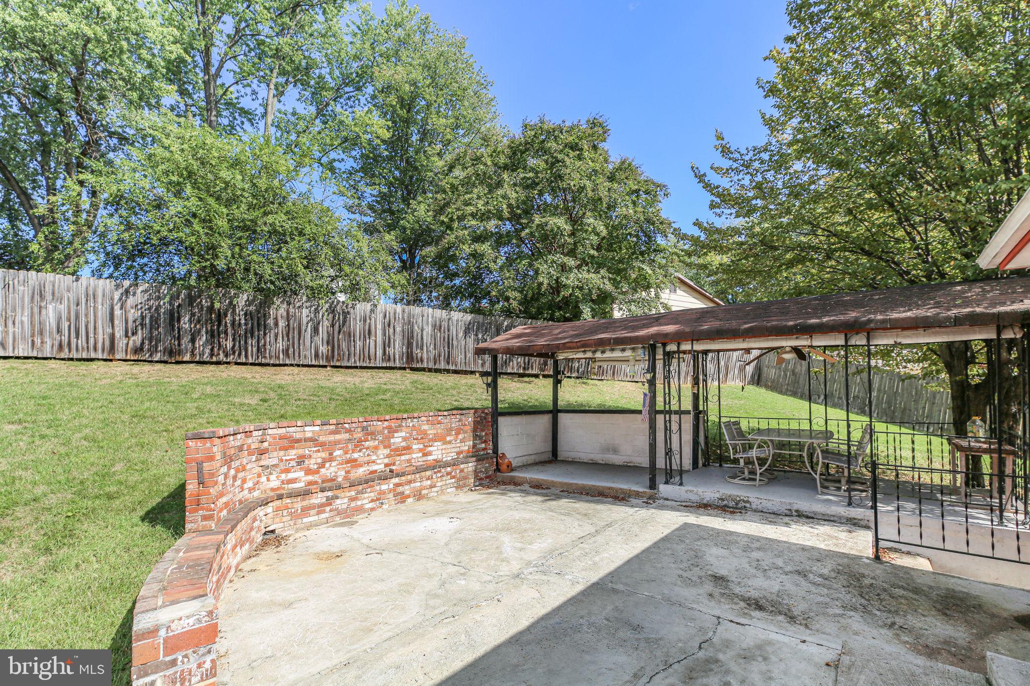 BARNETTE FOREST - Residential