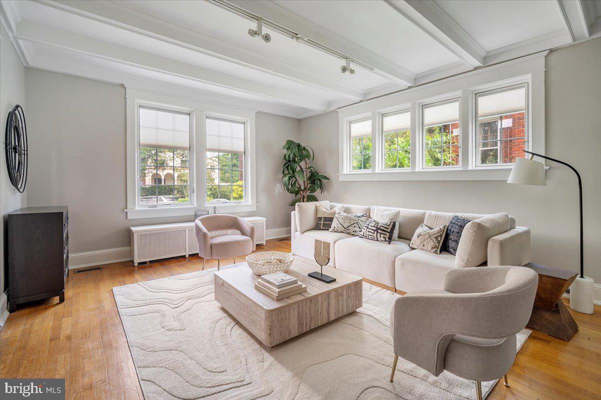 1610 CRITTENDEN STREET NW