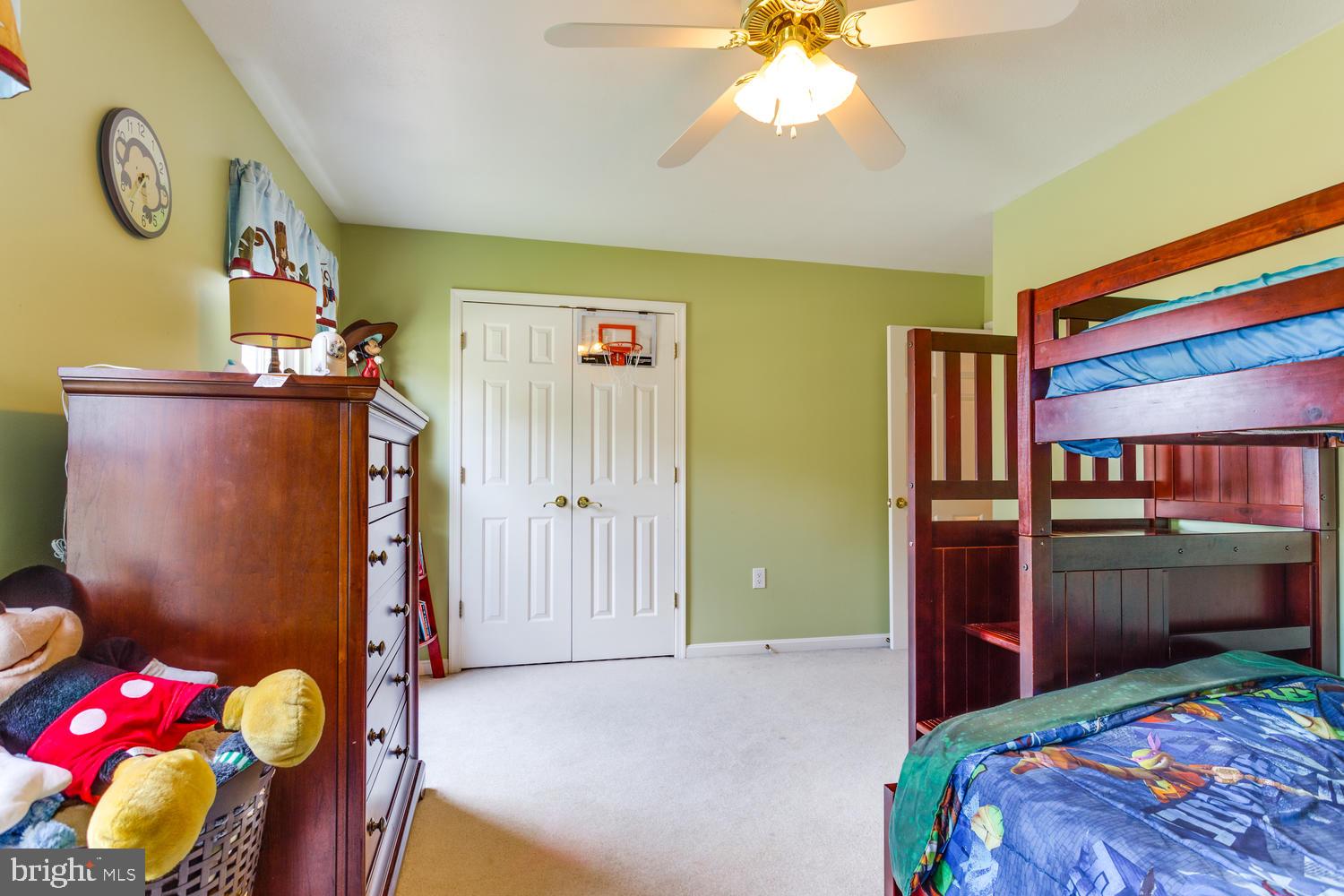 SPRINGHAVEN WOODS - Residential