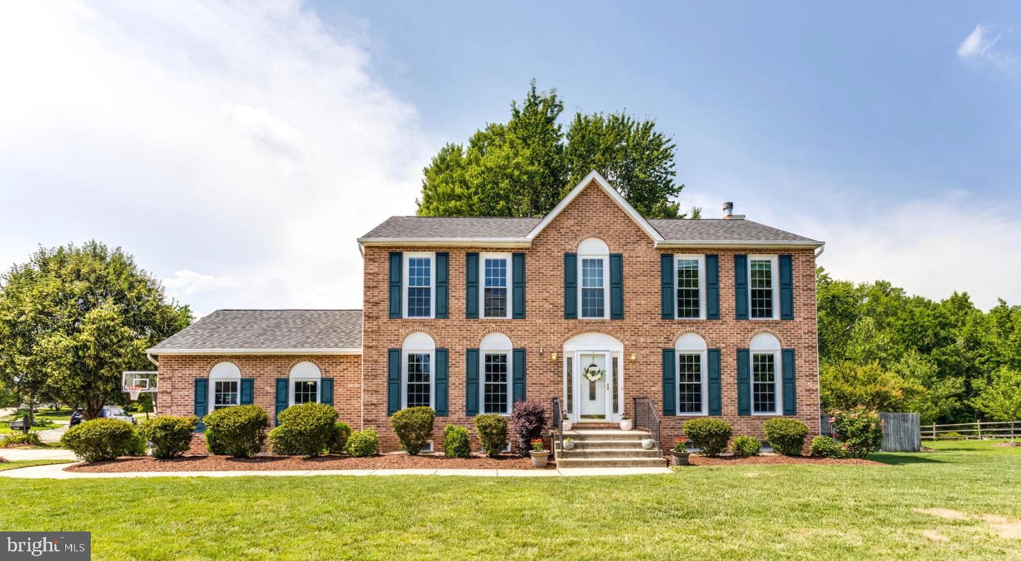 SPRINGHAVEN WOODS - Residential