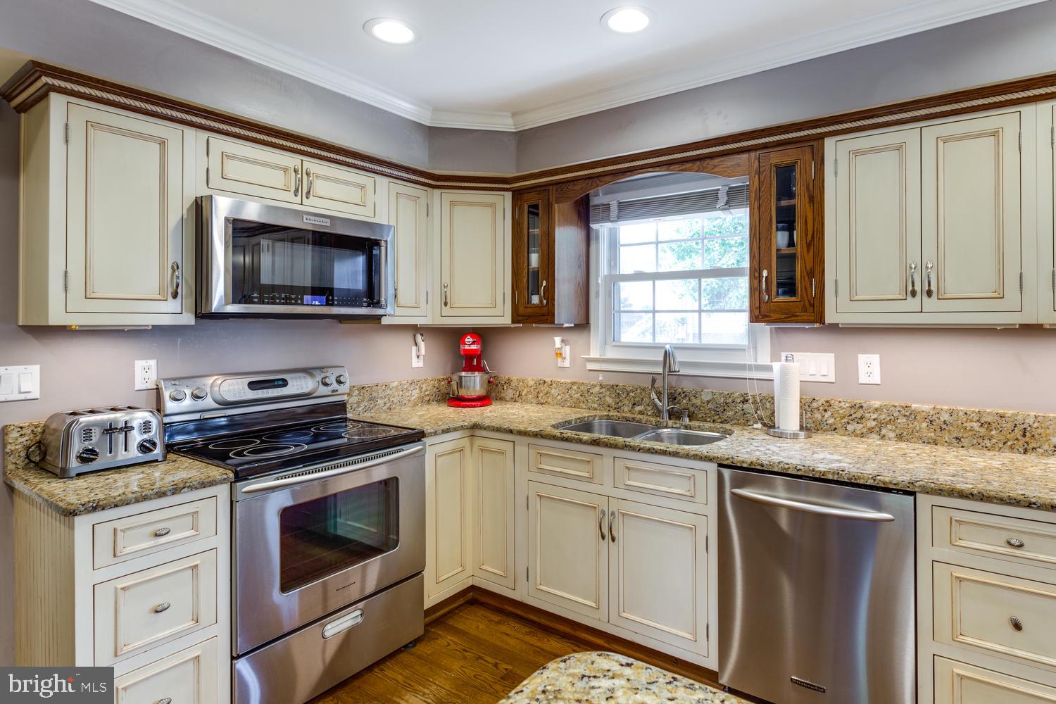 SPRINGHAVEN WOODS - Residential