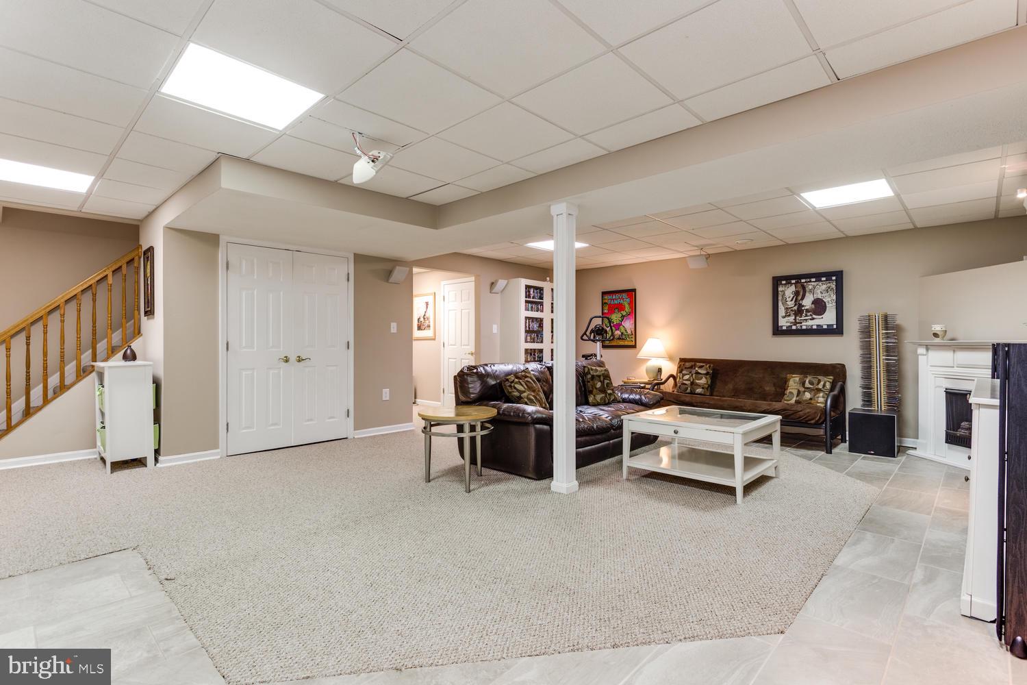 SPRINGHAVEN WOODS - Residential