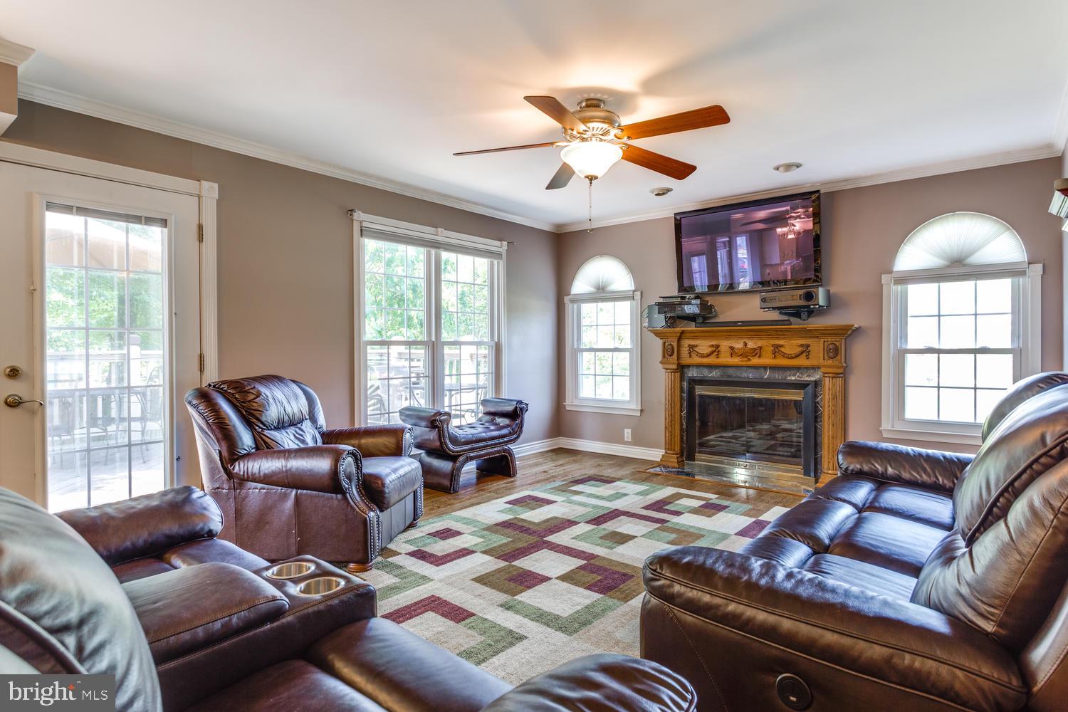 SPRINGHAVEN WOODS - Residential