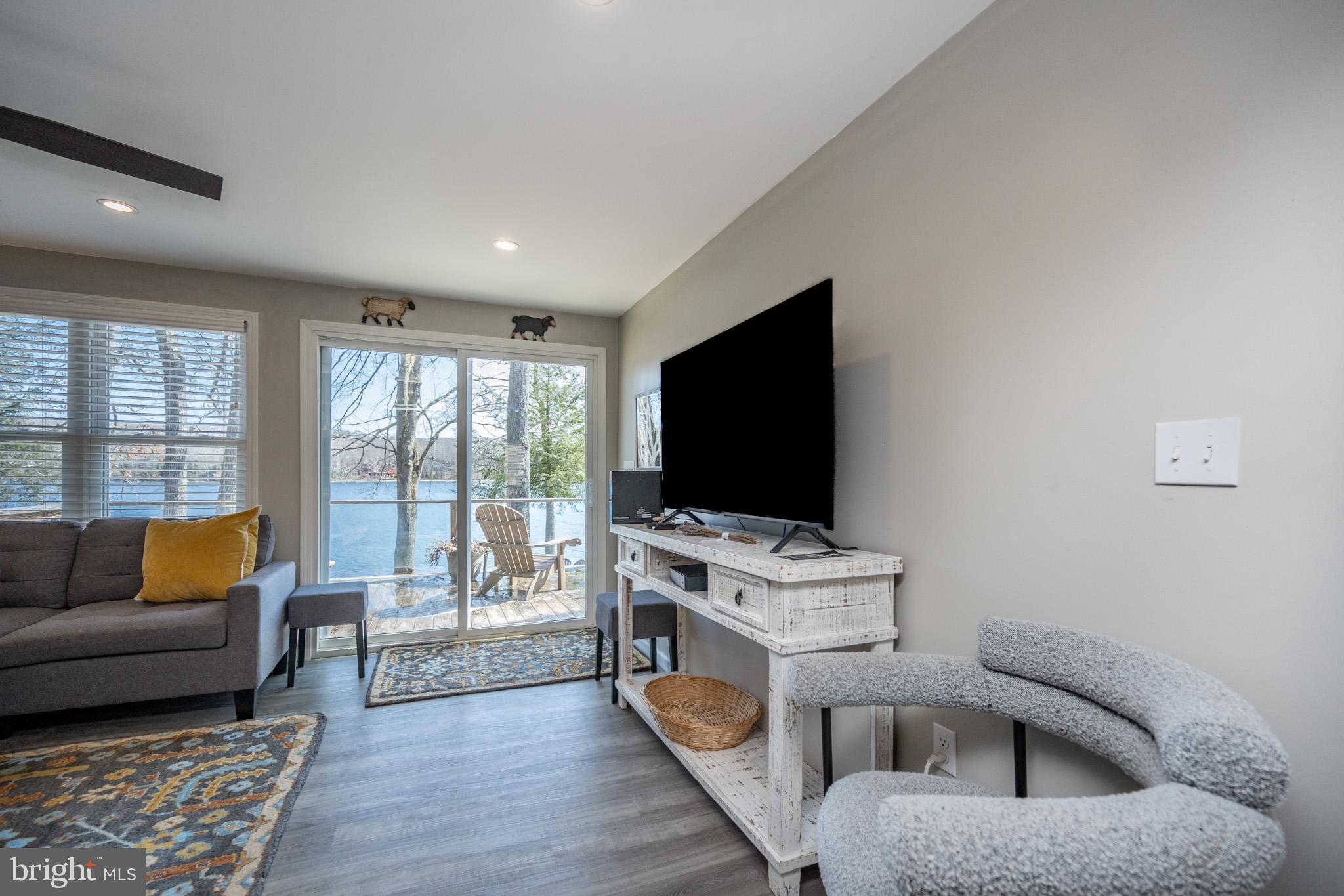 SKIPPERS POINT - Residential