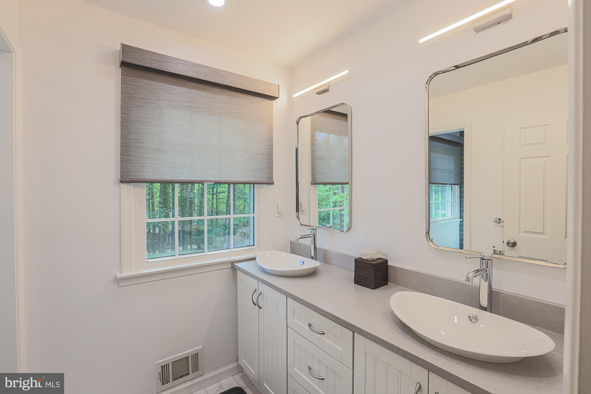 PINELEIGH - Residential